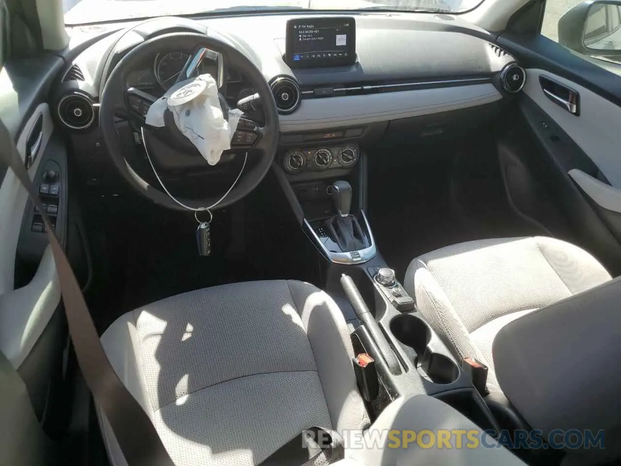 8 Photograph of a damaged car 3MYDLBYV1LY714882 TOYOTA YARIS 2020