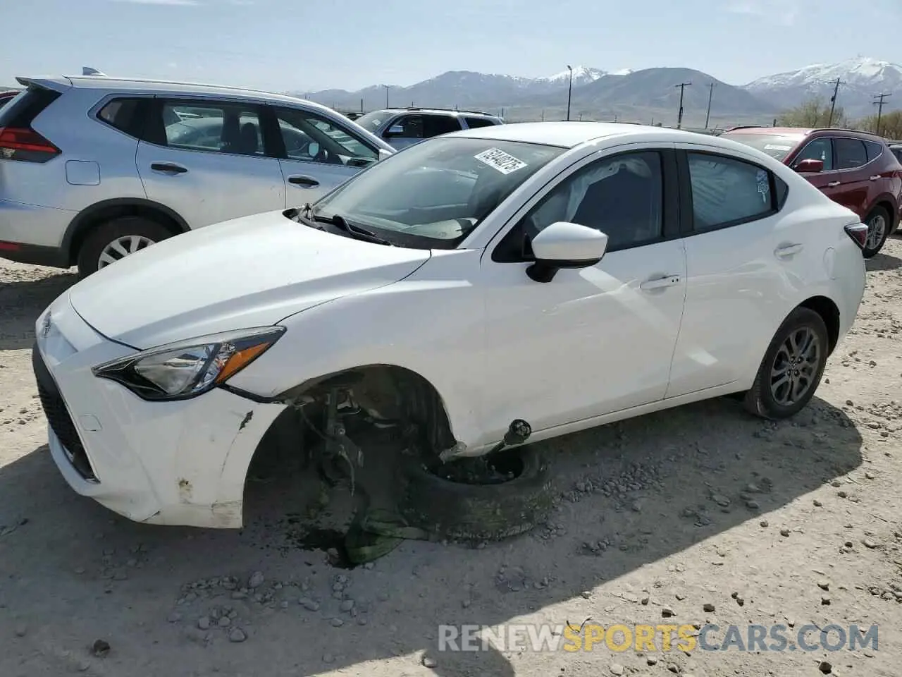 1 Photograph of a damaged car 3MYDLBYV1LY716776 TOYOTA YARIS 2020