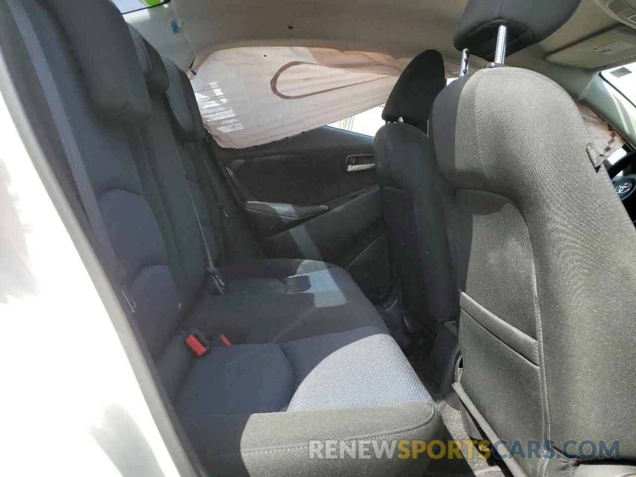 11 Photograph of a damaged car 3MYDLBYV1LY716776 TOYOTA YARIS 2020
