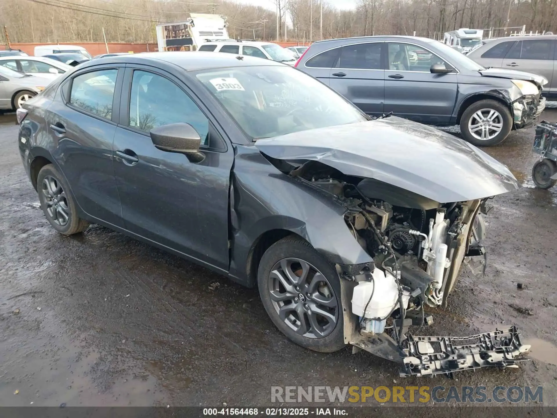 18 Photograph of a damaged car 3MYDLBYV2LY712168 TOYOTA YARIS 2020