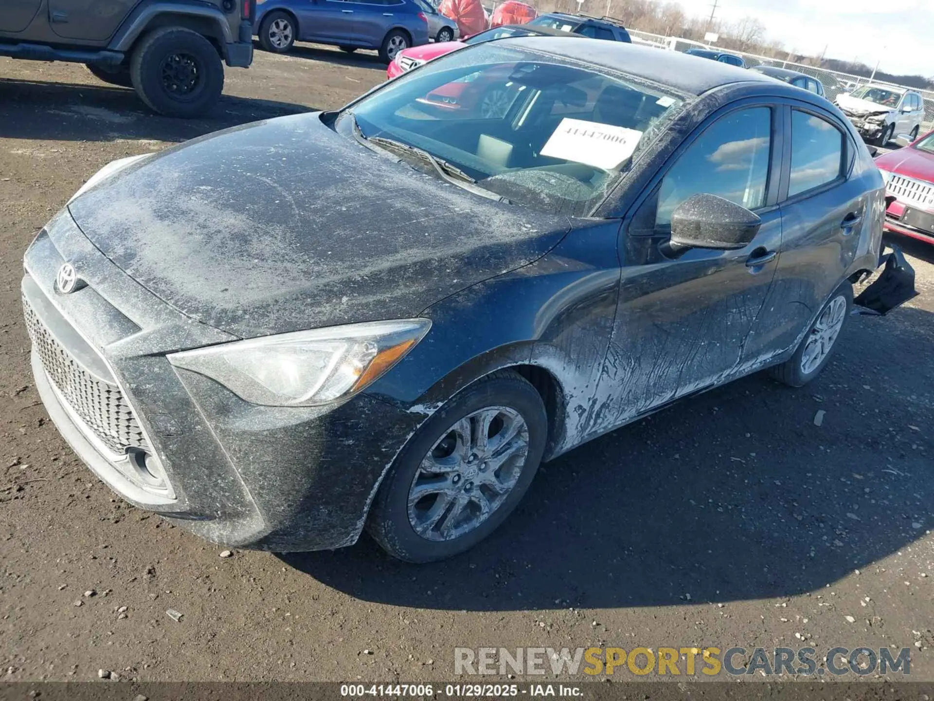 2 Photograph of a damaged car 3MYDLBYV7LY712120 TOYOTA YARIS 2020