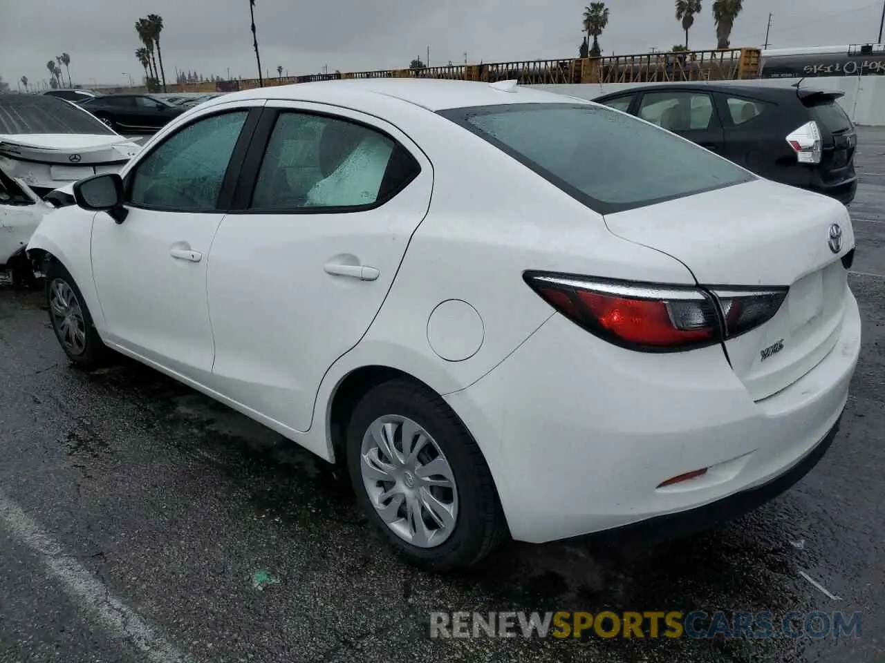 2 Photograph of a damaged car 3MYDLBYV8LY716435 TOYOTA YARIS 2020