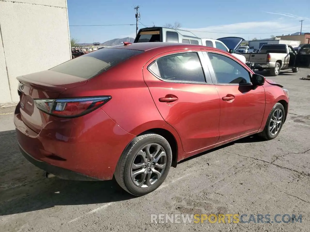 3 Photograph of a damaged car 3MYDLBYV9LY716430 TOYOTA YARIS 2020