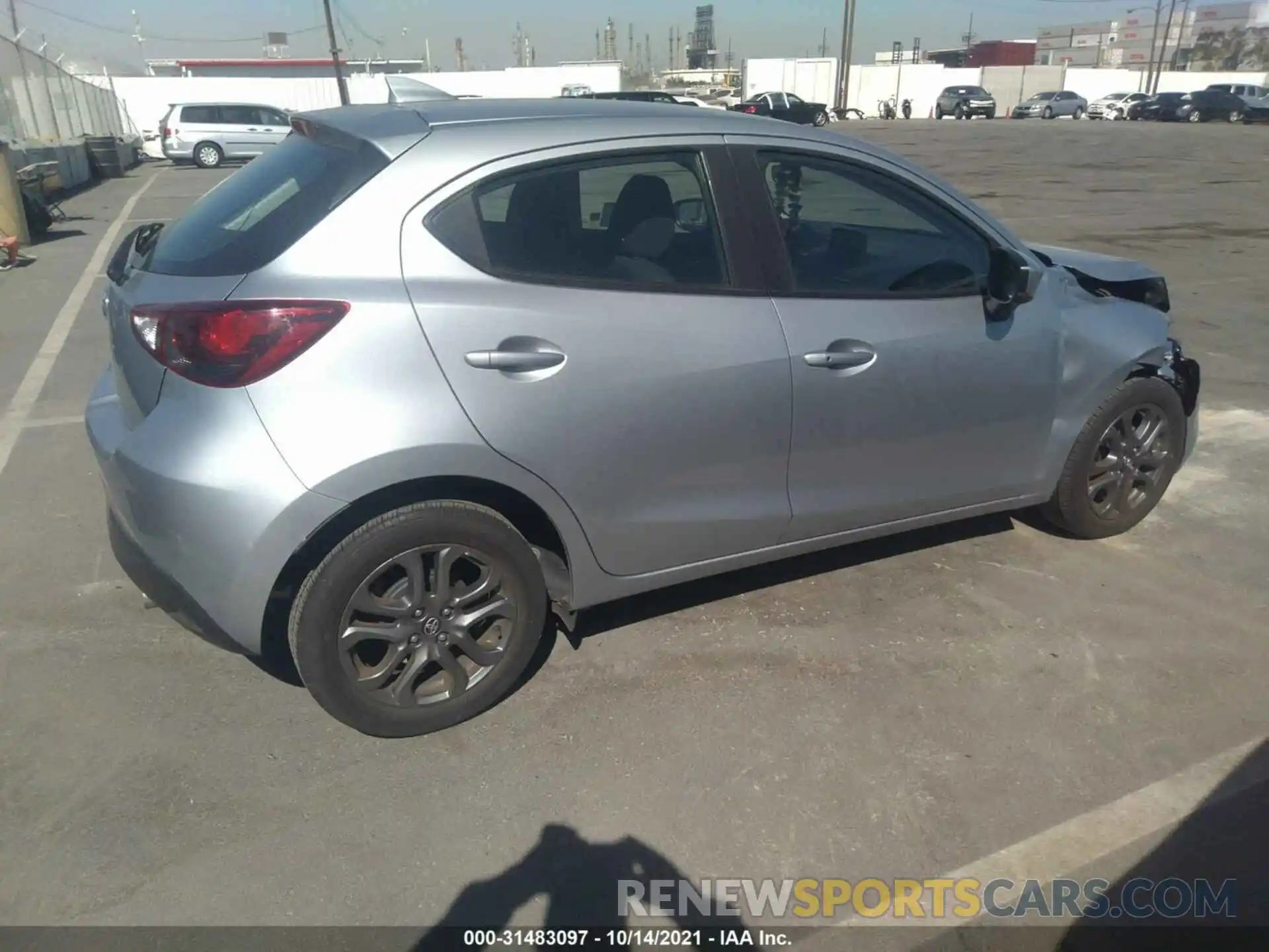 4 Photograph of a damaged car 3MYDLBJV3LY701500 TOYOTA YARIS HATCHBACK 2020