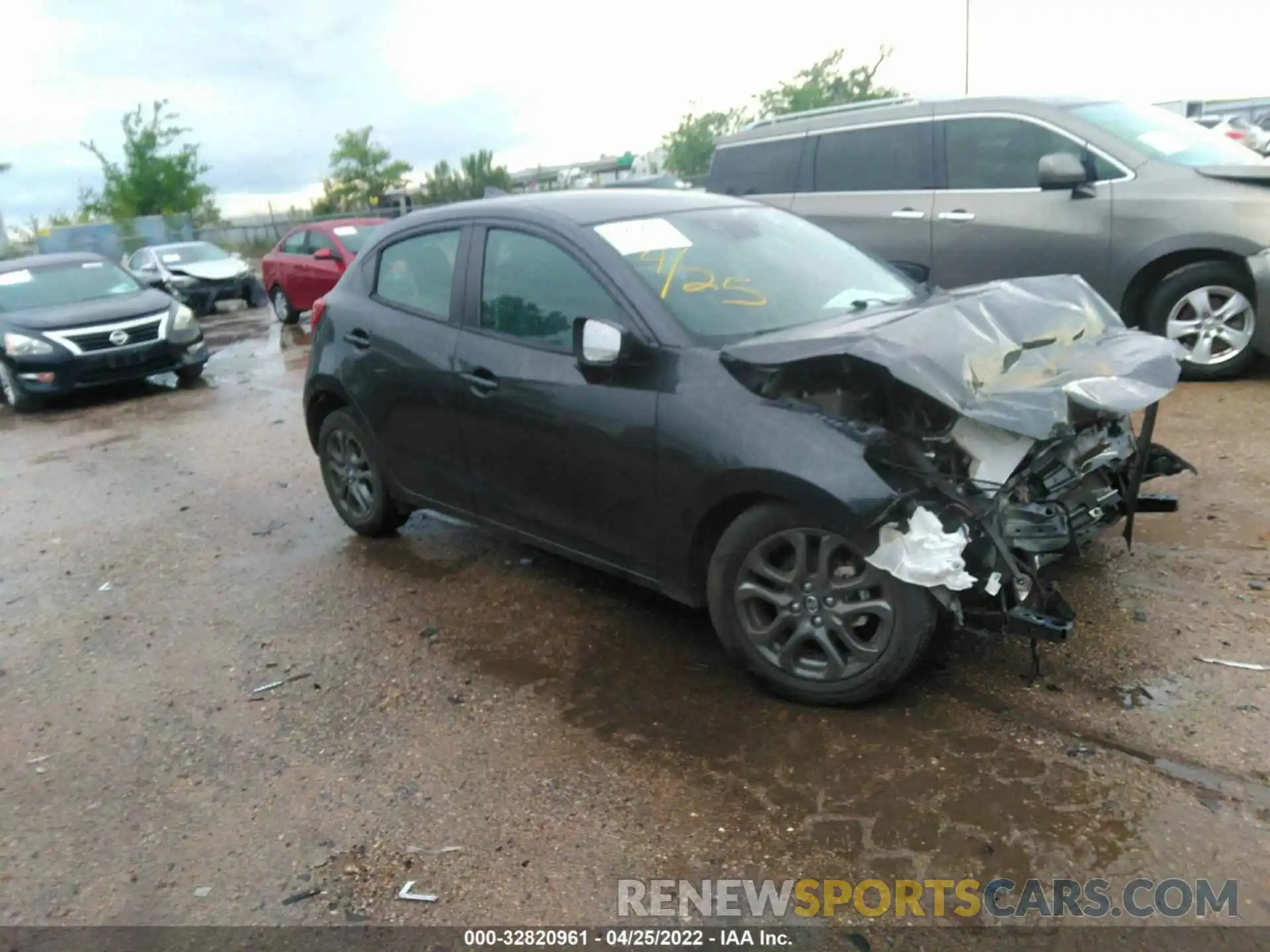 1 Photograph of a damaged car 3MYDLBJV5LY701921 TOYOTA YARIS HATCHBACK 2020