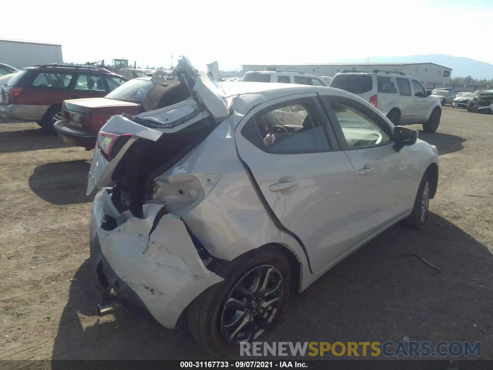 4 Photograph of a damaged car 3MYDLBJV5LY716709 TOYOTA YARIS HATCHBACK 2020