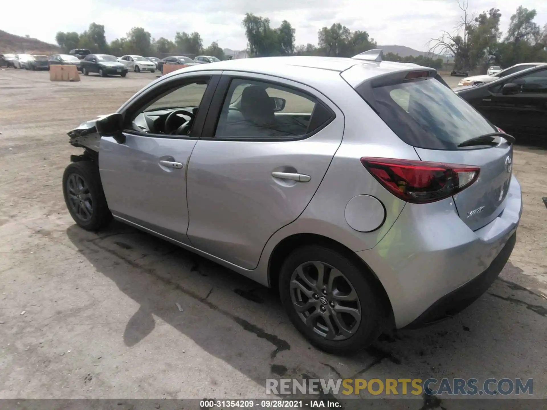 3 Photograph of a damaged car 3MYDLBJV6LY705735 TOYOTA YARIS HATCHBACK 2020