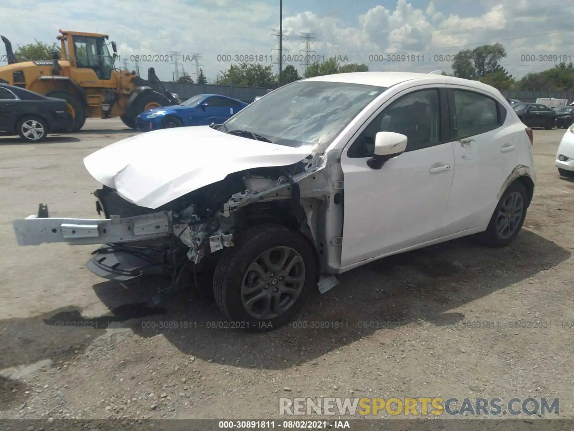 2 Photograph of a damaged car 3MYDLBJV6LY706559 TOYOTA YARIS HATCHBACK 2020