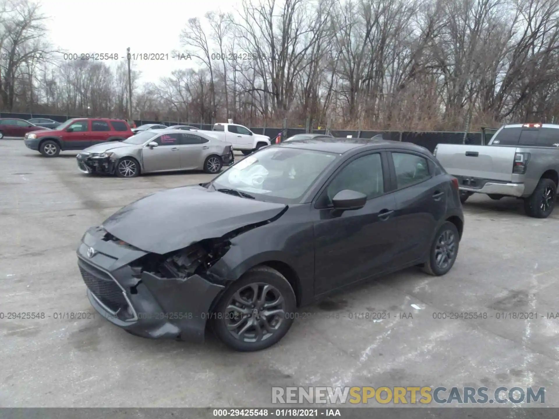 2 Photograph of a damaged car 3MYDLBJV6LY706867 TOYOTA YARIS HATCHBACK 2020