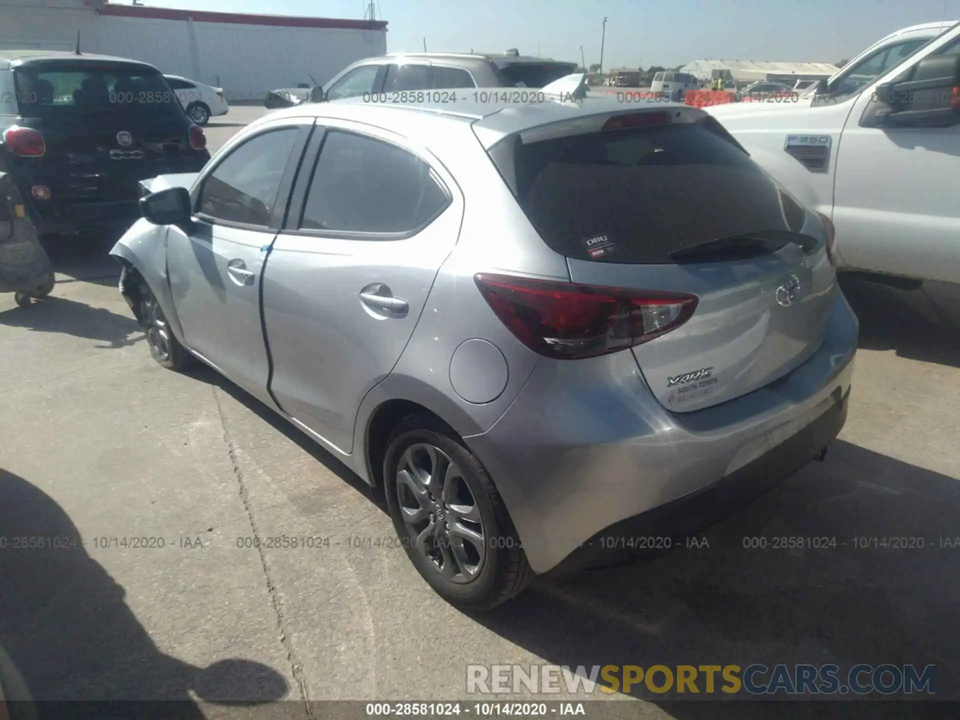 3 Photograph of a damaged car 3MYDLBJV8LY707325 TOYOTA YARIS HATCHBACK 2020