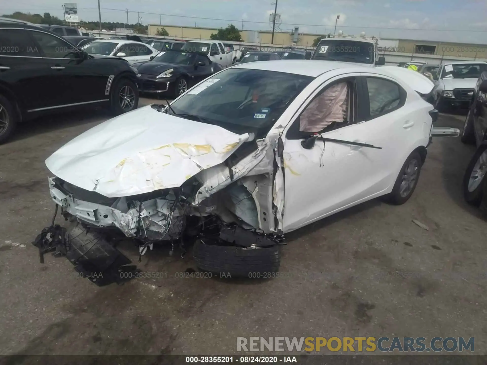 4 Photograph of a damaged car 3MYDLBYV2KY517489 TOYOTA YARIS SEDAN 2019