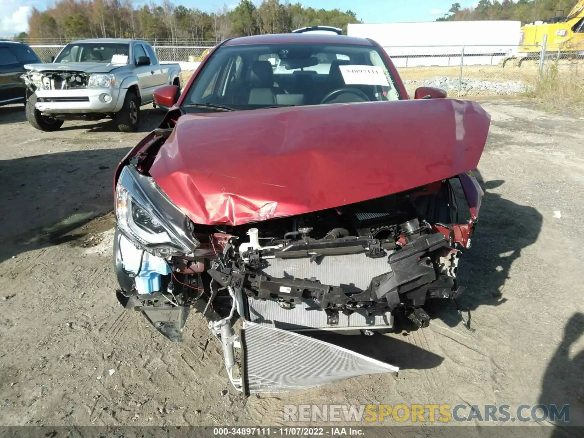 6 Photograph of a damaged car 3MYDLBYV3KY500829 TOYOTA YARIS SEDAN 2019