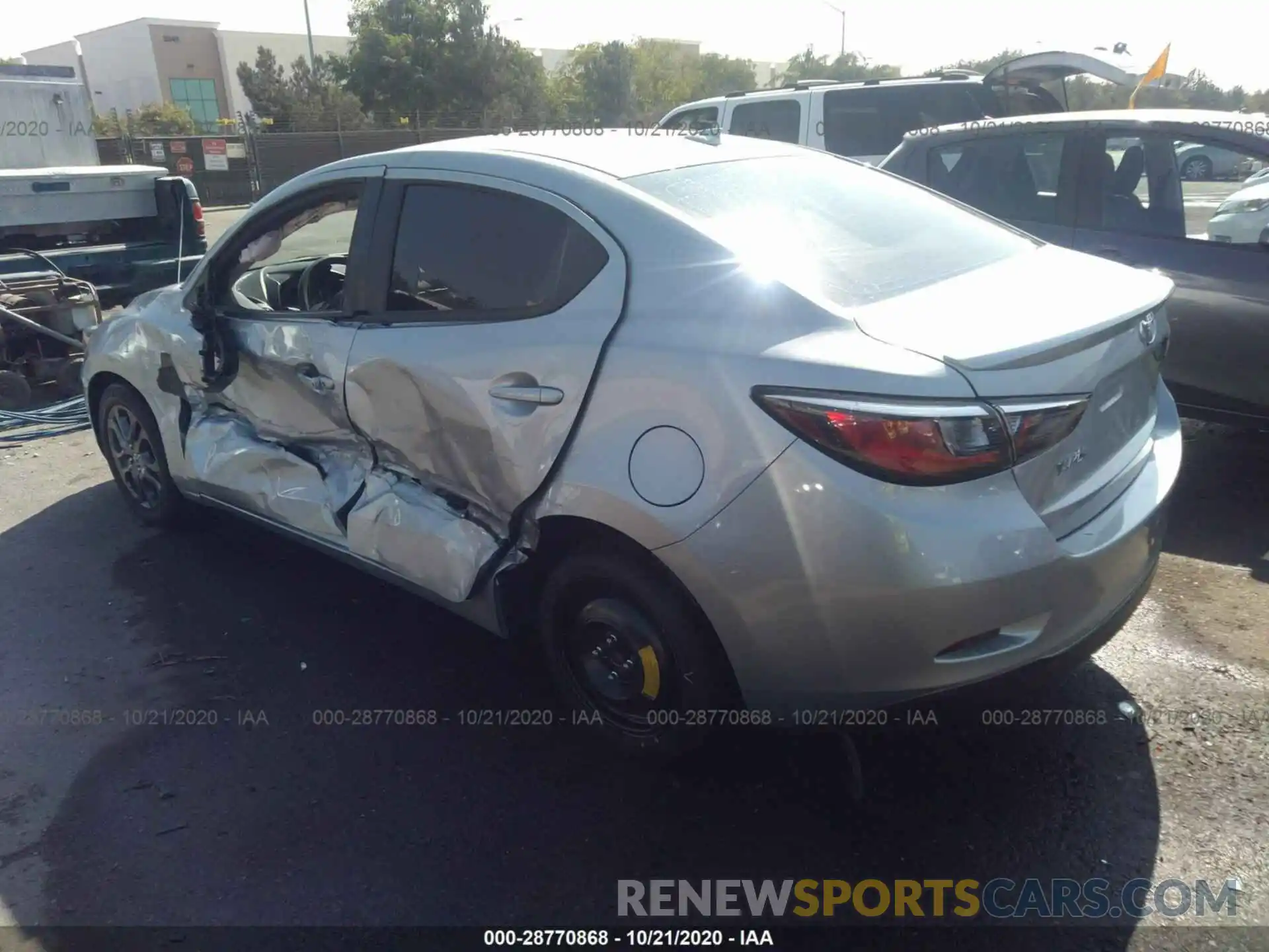 3 Photograph of a damaged car 3MYDLBYV5KY511007 TOYOTA YARIS SEDAN 2019