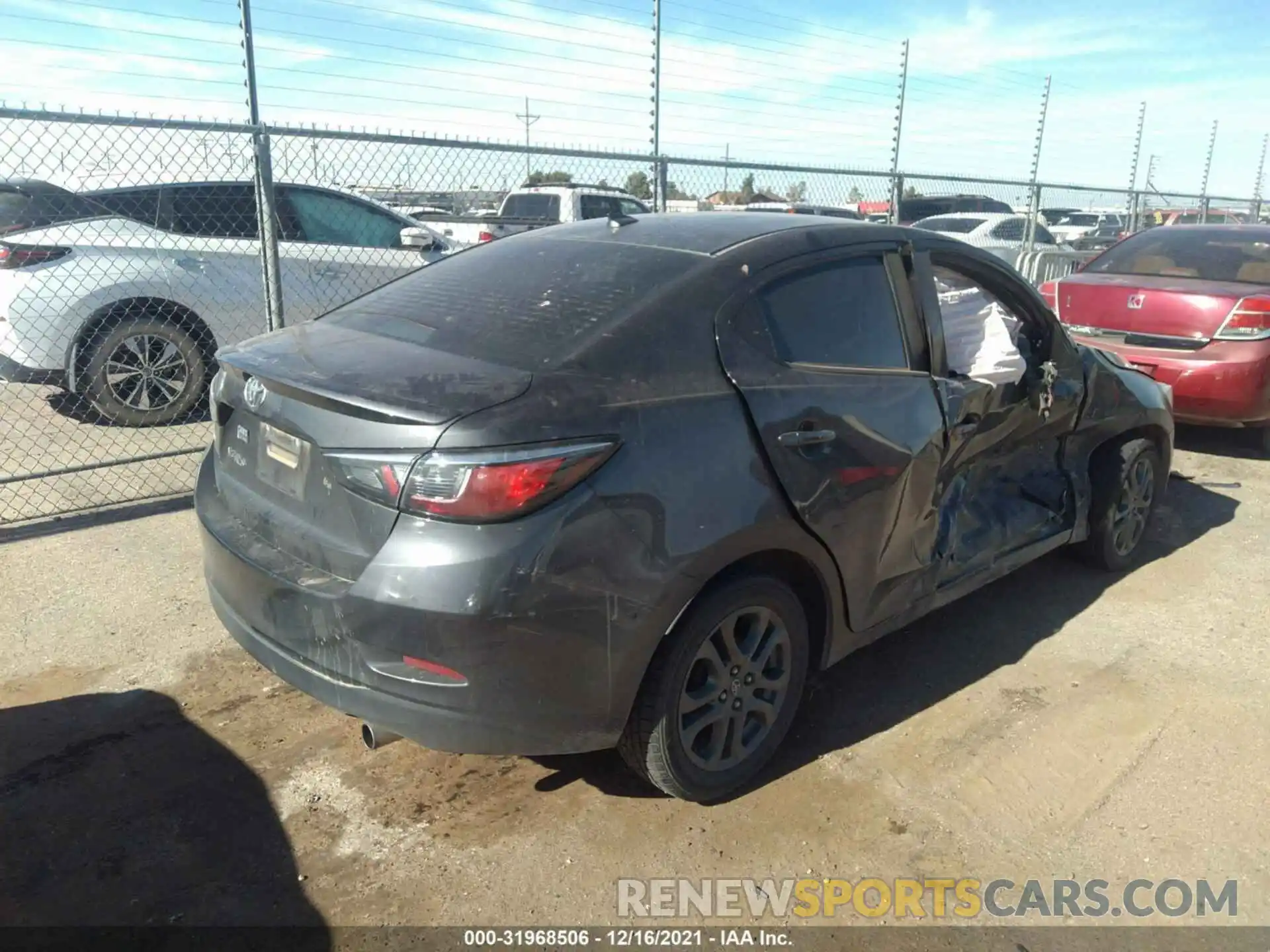 4 Photograph of a damaged car 3MYDLBYV5KY517390 TOYOTA YARIS SEDAN 2019