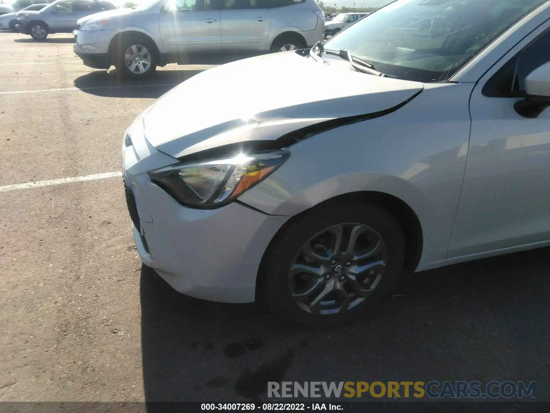 6 Photograph of a damaged car 3MYDLBYV5KY517776 TOYOTA YARIS SEDAN 2019