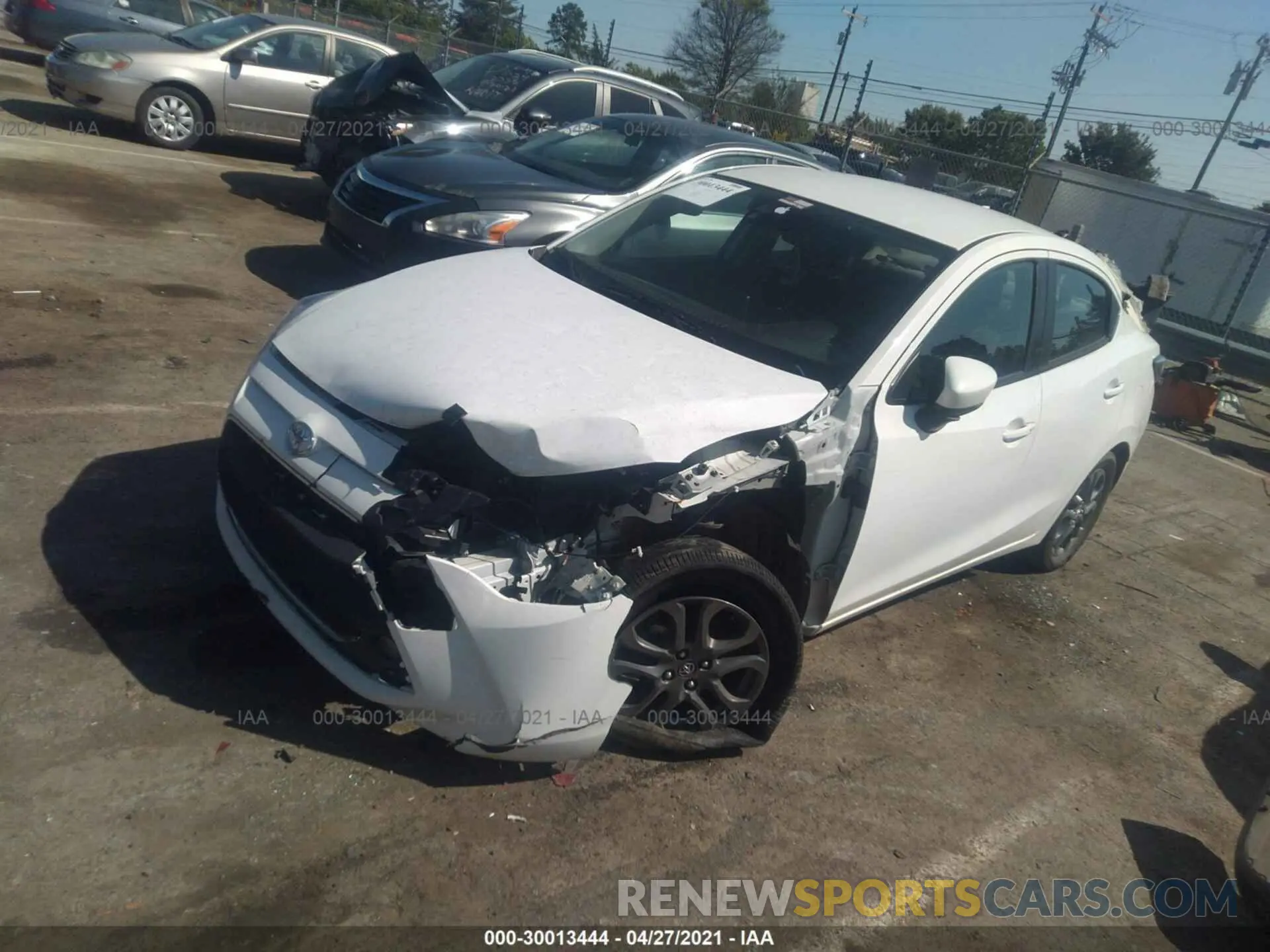 2 Photograph of a damaged car 3MYDLBYV5KY527806 TOYOTA YARIS SEDAN 2019