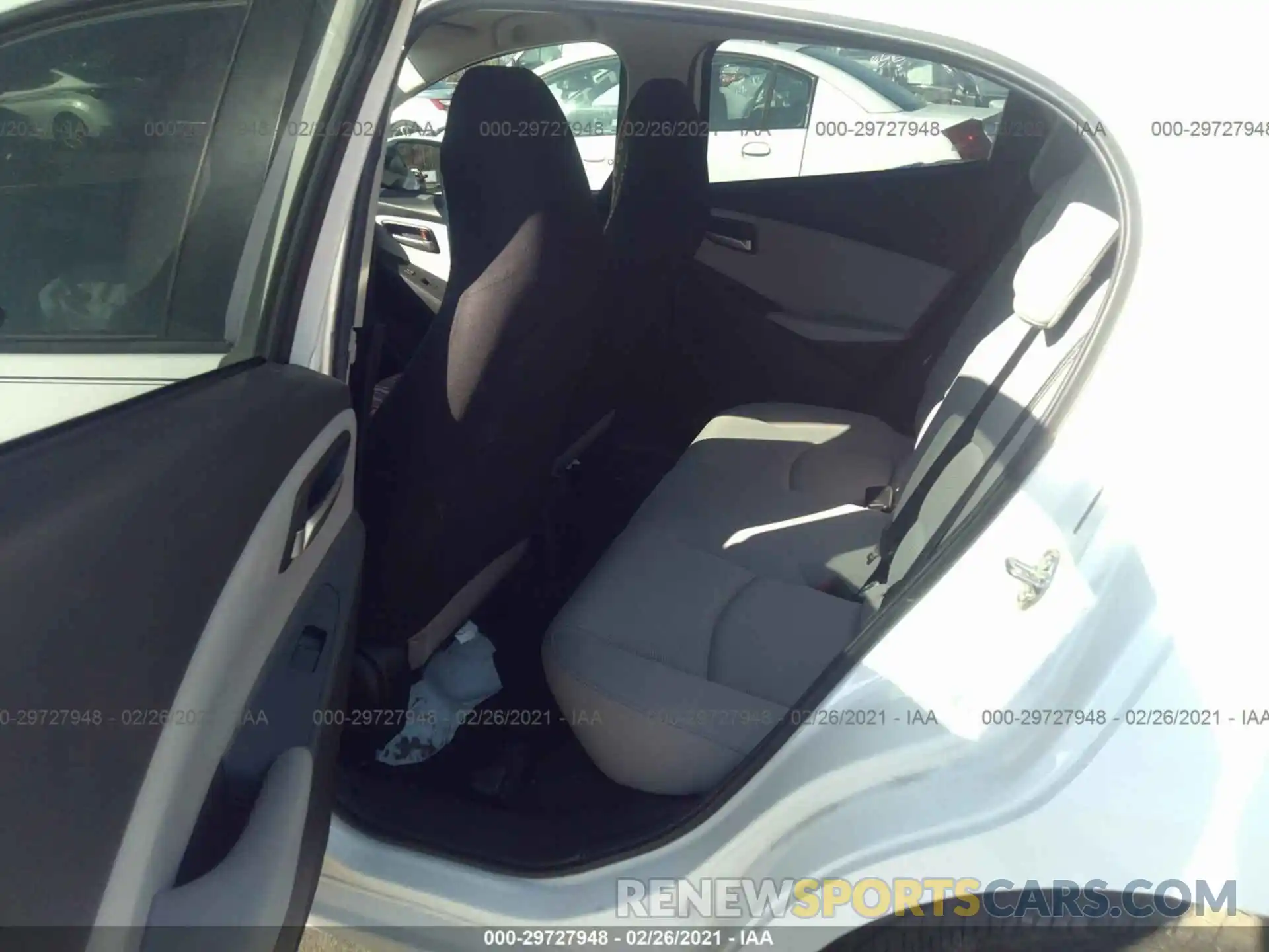 8 Photograph of a damaged car 3MYDLBYV6KY526714 TOYOTA YARIS SEDAN 2019