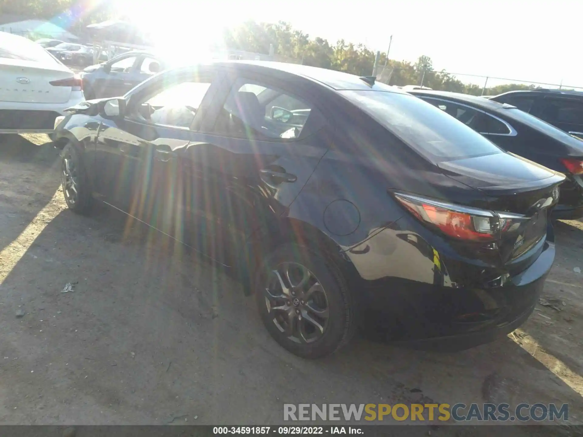 3 Photograph of a damaged car 3MYDLBYV7KY504544 TOYOTA YARIS SEDAN 2019