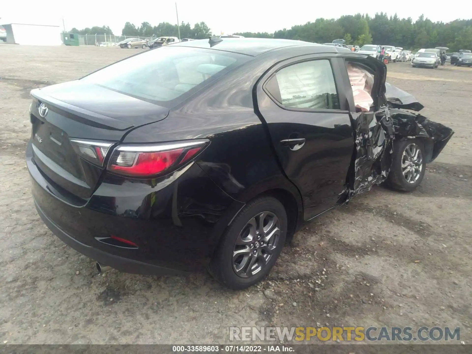 4 Photograph of a damaged car 3MYDLBYV7KY516502 TOYOTA YARIS SEDAN 2019