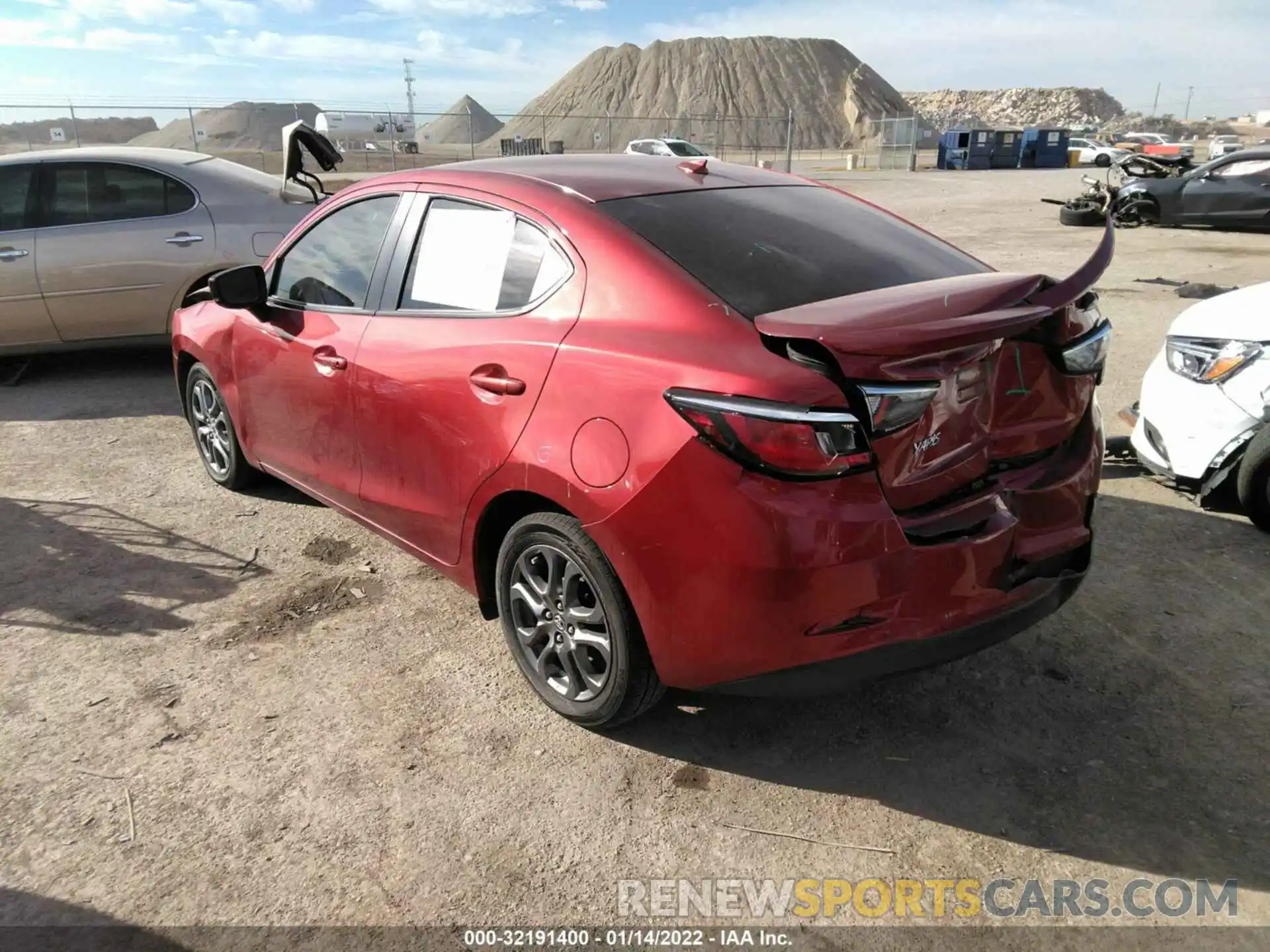 3 Photograph of a damaged car 3MYDLBYV7KY520842 TOYOTA YARIS SEDAN 2019