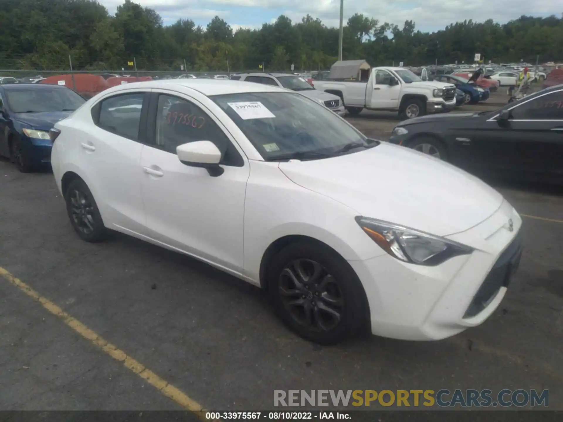 1 Photograph of a damaged car 3MYDLBYV8KY505086 TOYOTA YARIS SEDAN 2019