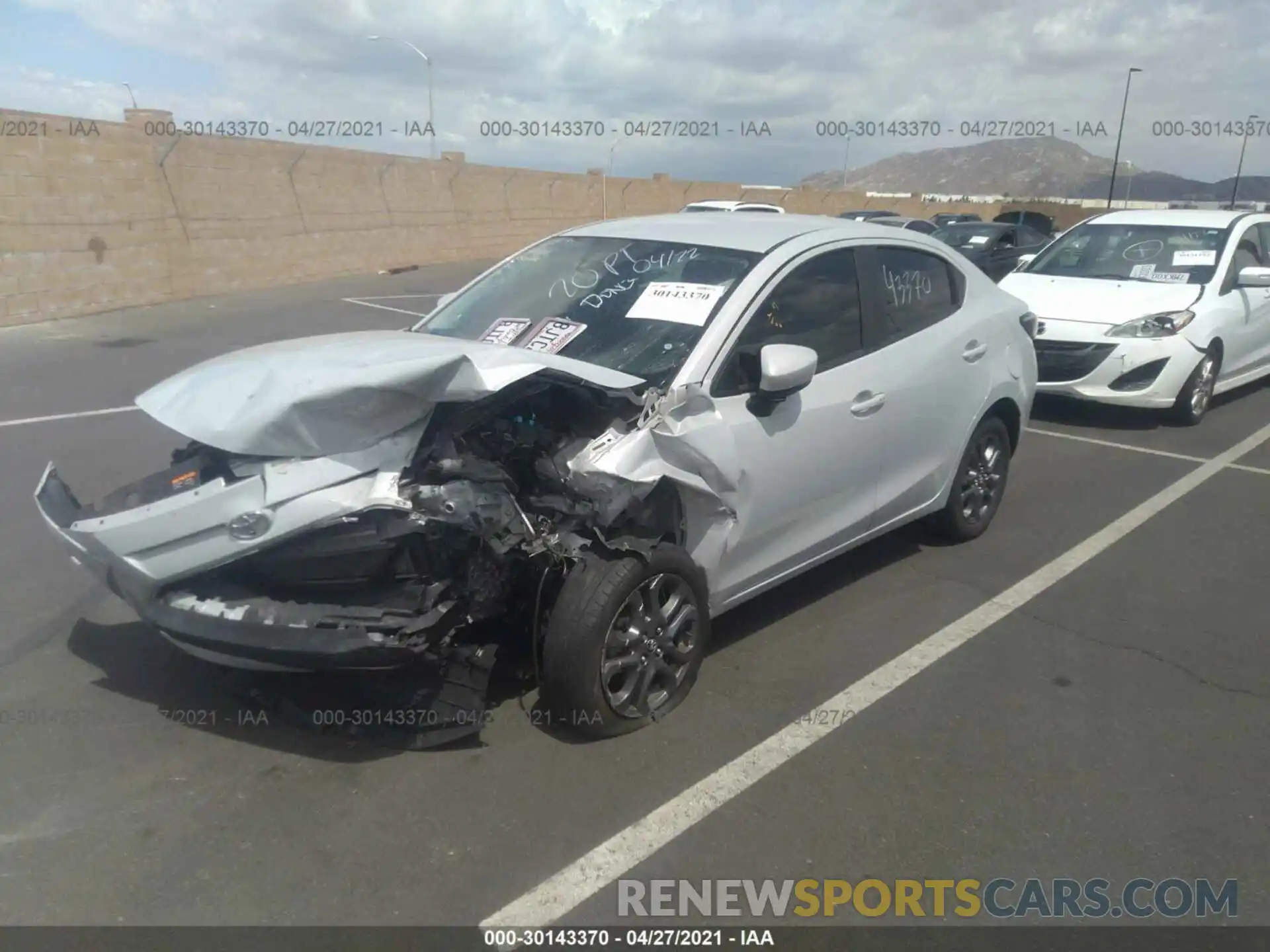 2 Photograph of a damaged car 3MYDLBYV8KY506416 TOYOTA YARIS SEDAN 2019