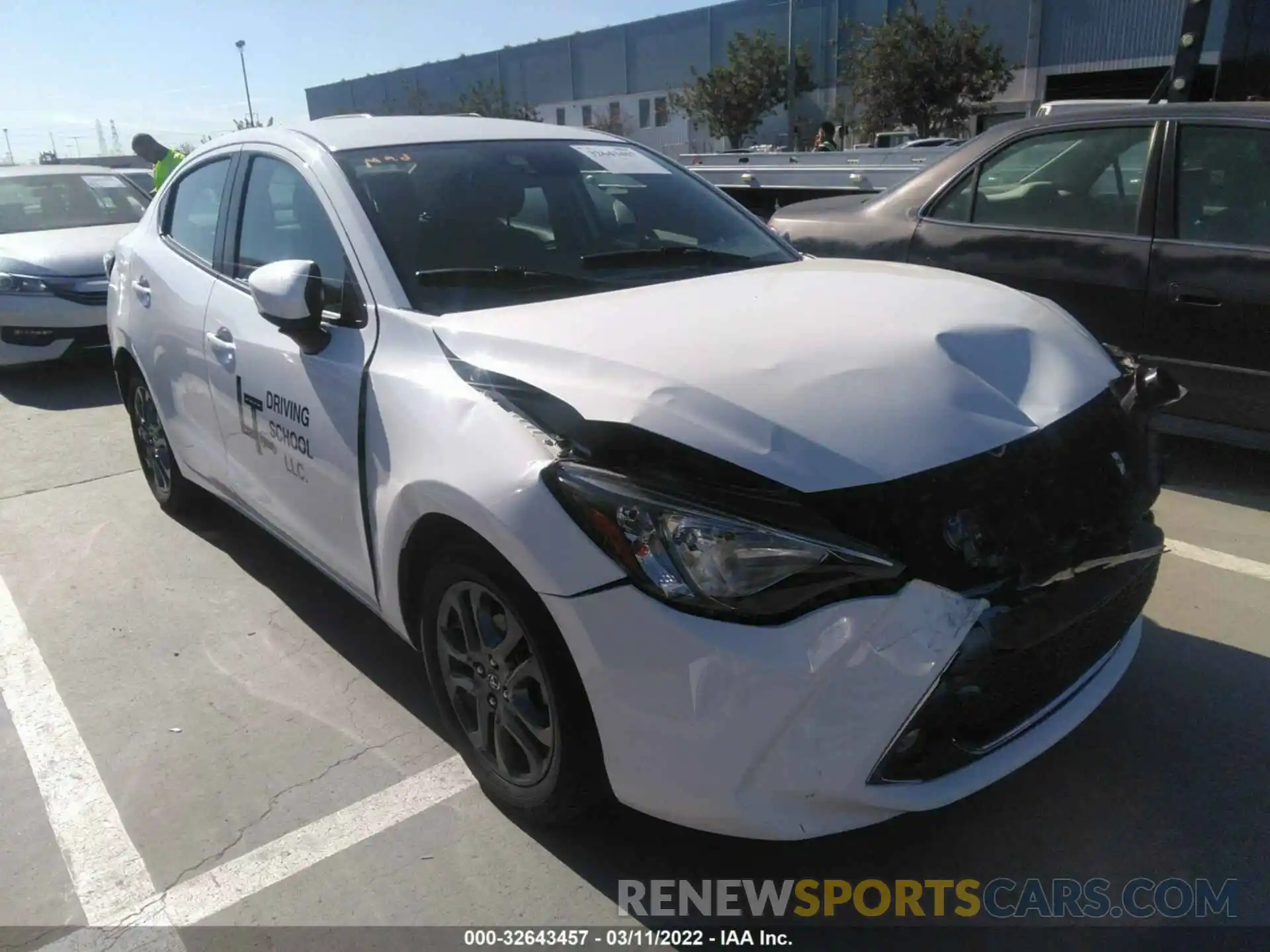 1 Photograph of a damaged car 3MYDLBYV8KY518520 TOYOTA YARIS SEDAN 2019