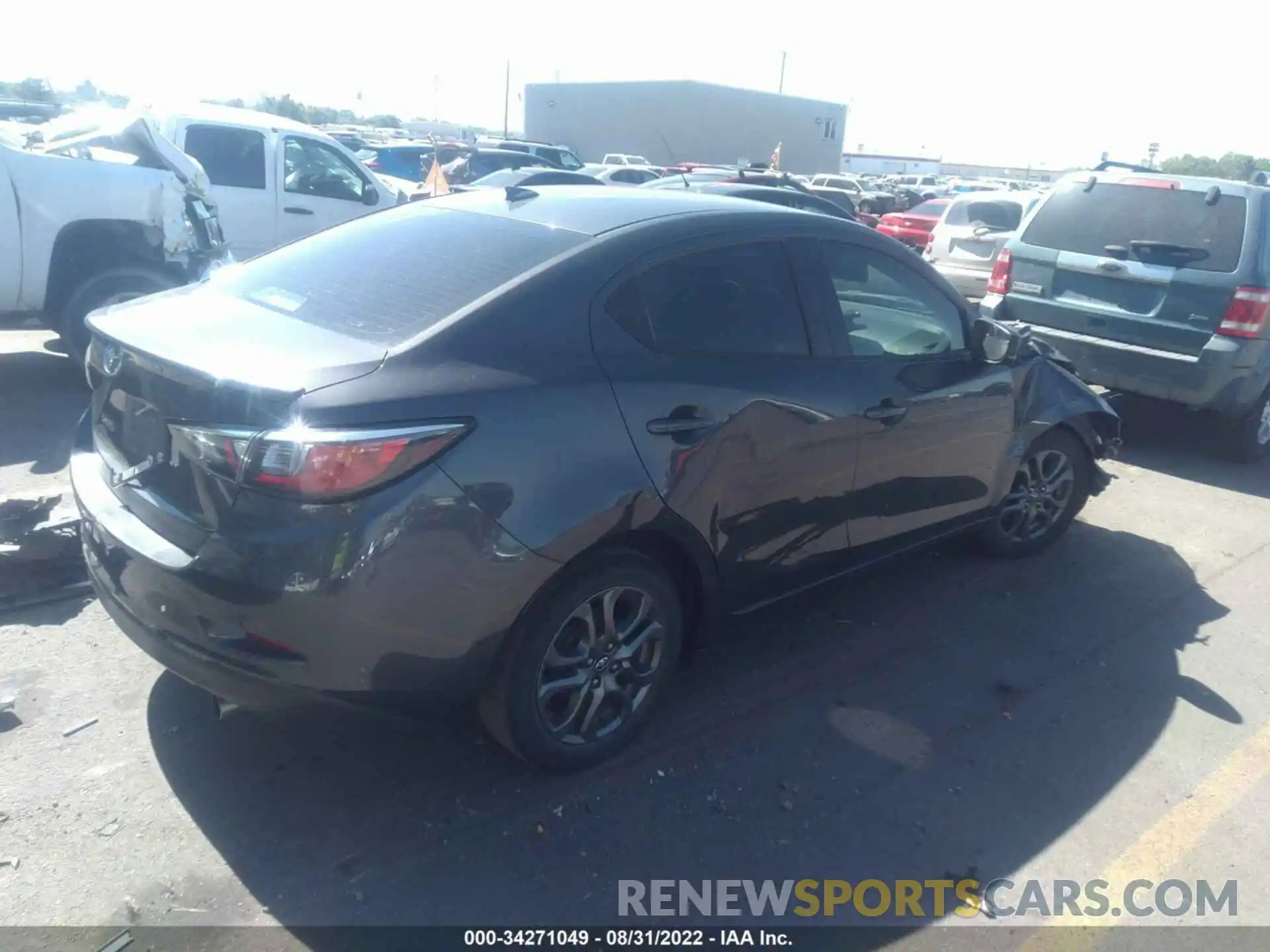 4 Photograph of a damaged car 3MYDLBYVXKY509737 TOYOTA YARIS SEDAN 2019