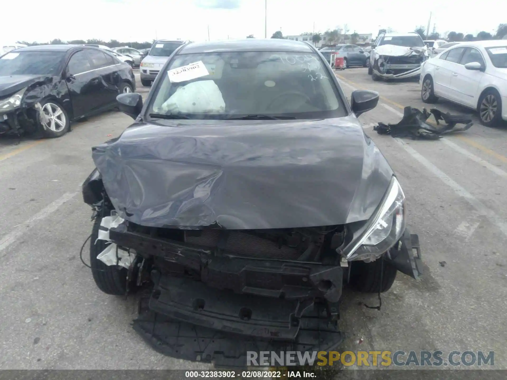 6 Photograph of a damaged car 3MYDLBYVXKY511004 TOYOTA YARIS SEDAN 2019