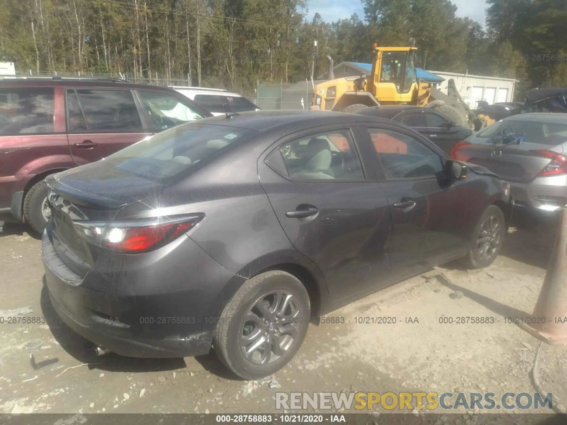 4 Photograph of a damaged car 3MYDLBYVXKY516915 TOYOTA YARIS SEDAN 2019