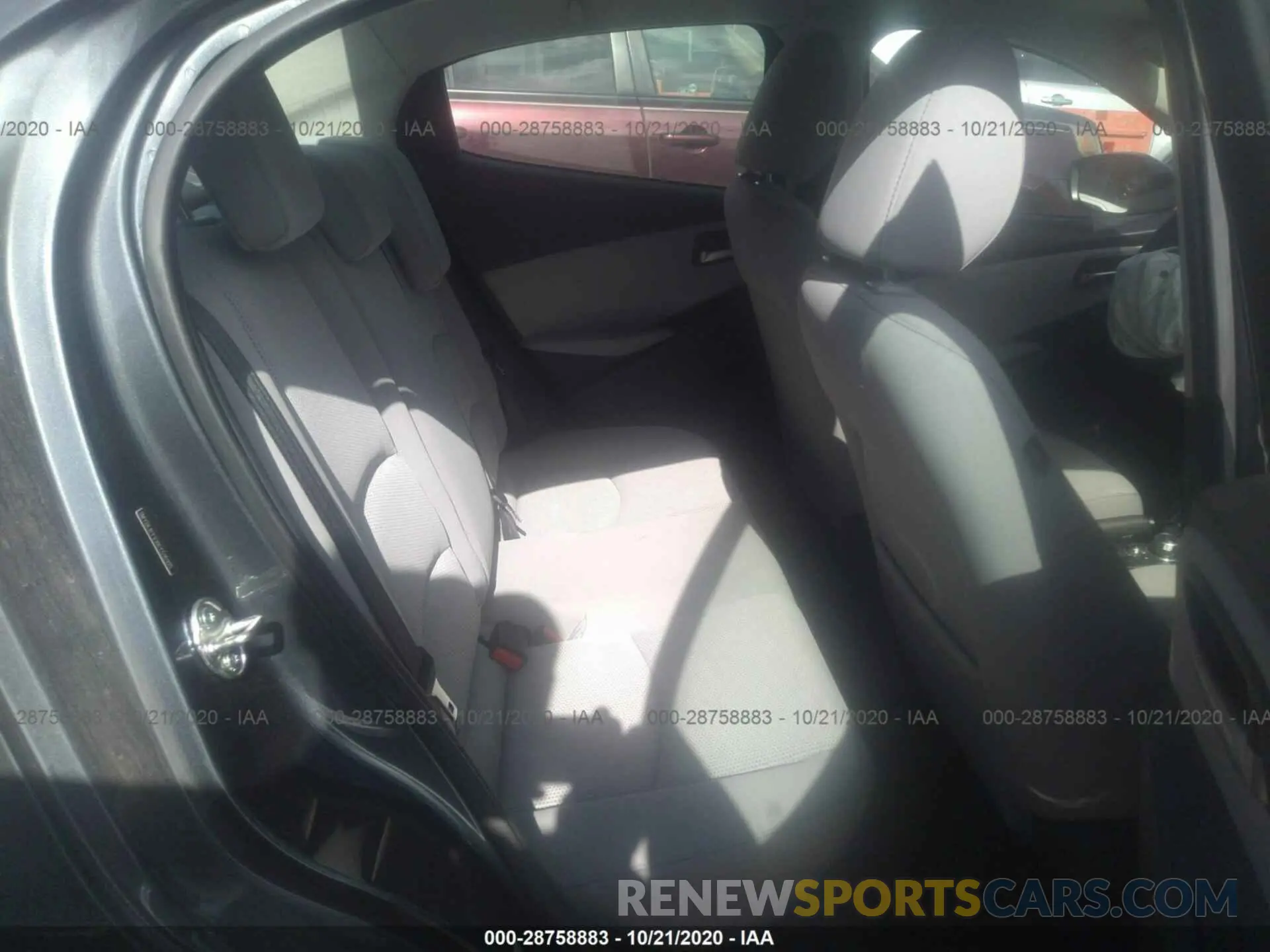 8 Photograph of a damaged car 3MYDLBYVXKY516915 TOYOTA YARIS SEDAN 2019