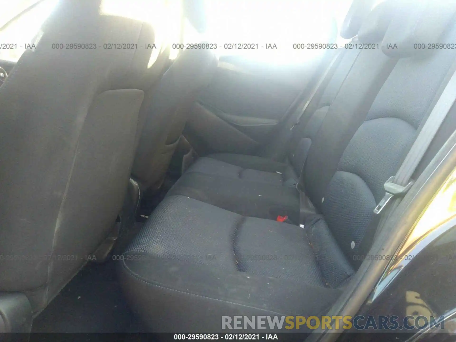 8 Photograph of a damaged car 3MYDLBYVXKY519197 TOYOTA YARIS SEDAN 2019