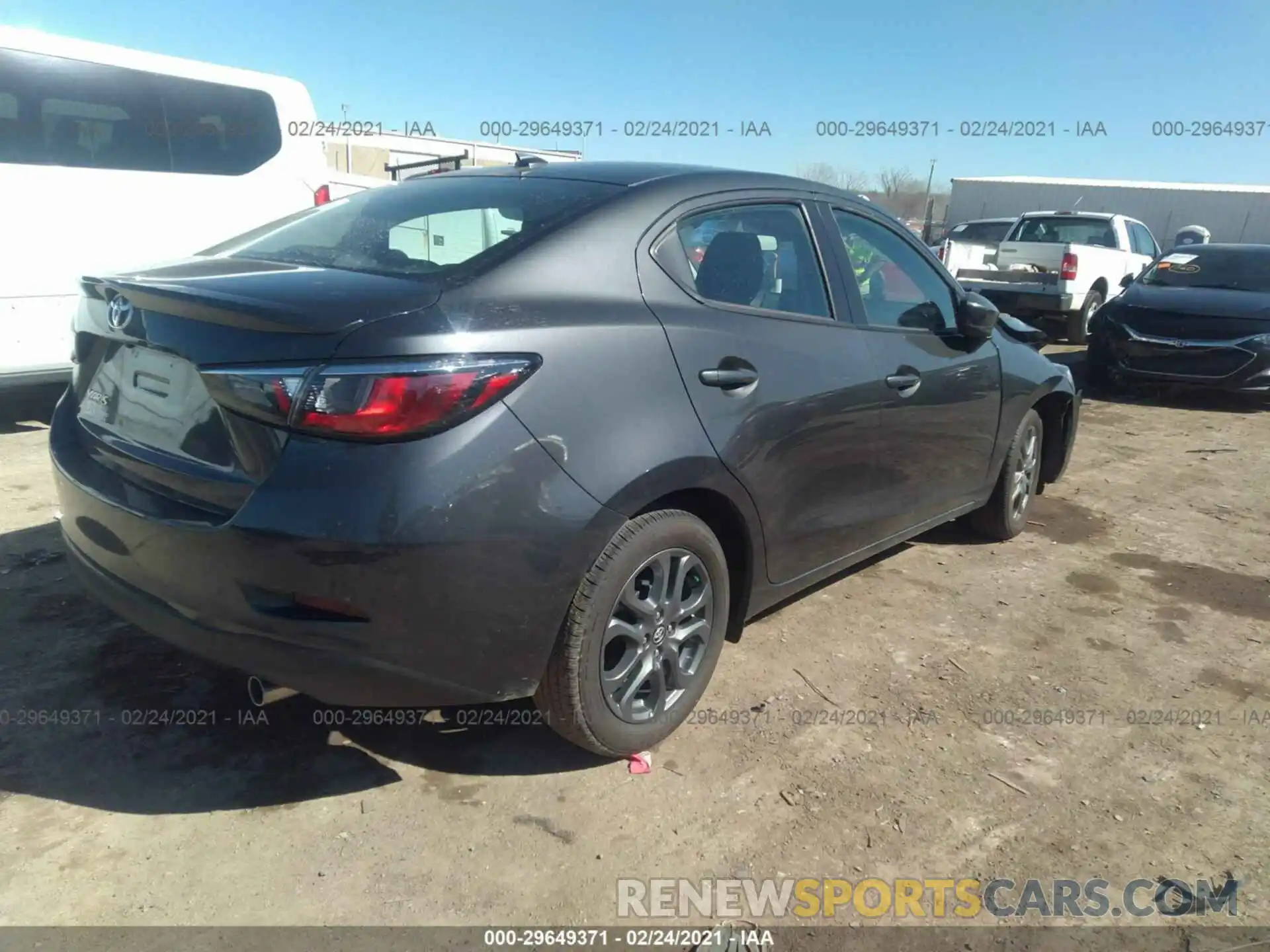 4 Photograph of a damaged car 3MYDLBYV2LY716138 TOYOTA YARIS SEDAN 2020