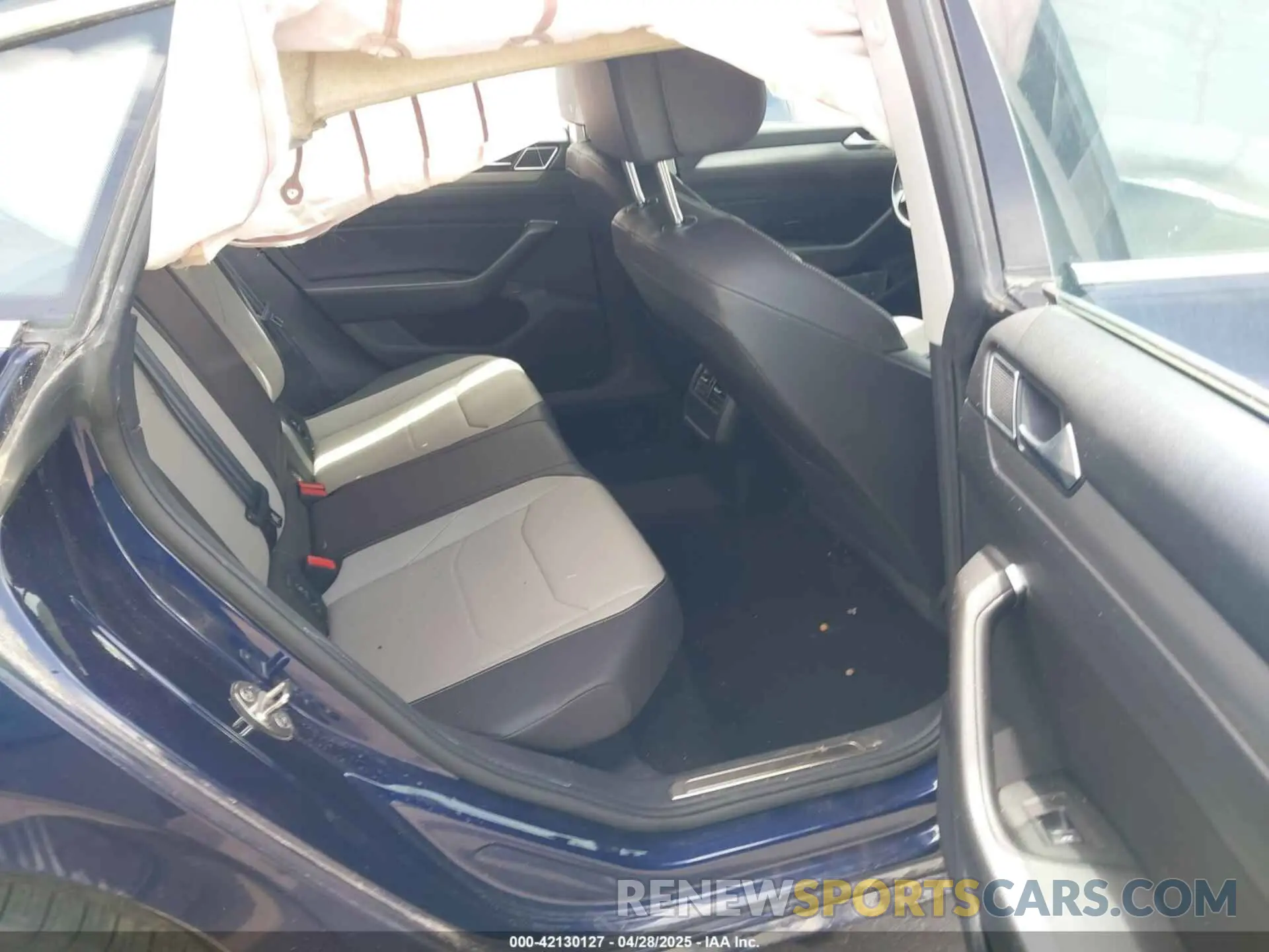 8 Photograph of a damaged car WVWBR7AN3KE030990 VOLKSWAGEN ARTEON 2019