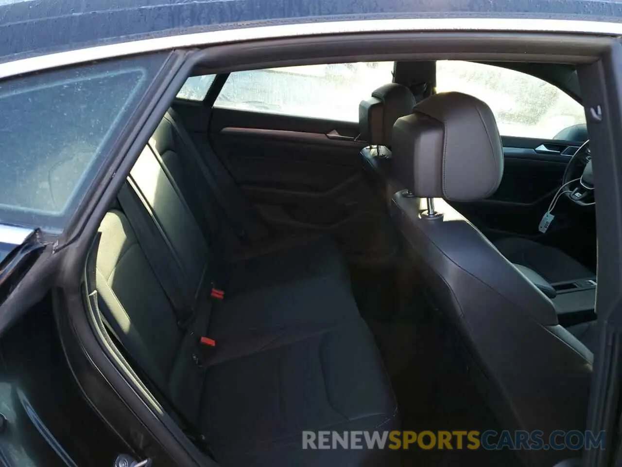 10 Photograph of a damaged car WVWFR7AN5KE030233 VOLKSWAGEN ARTEON 2019