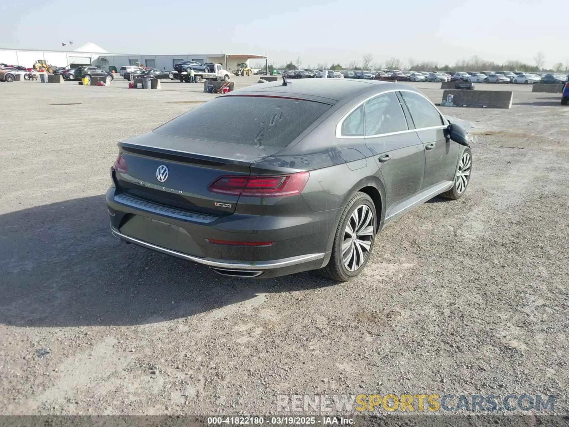 4 Photograph of a damaged car WVWDR7AN5LE014820 VOLKSWAGEN ARTEON 2020