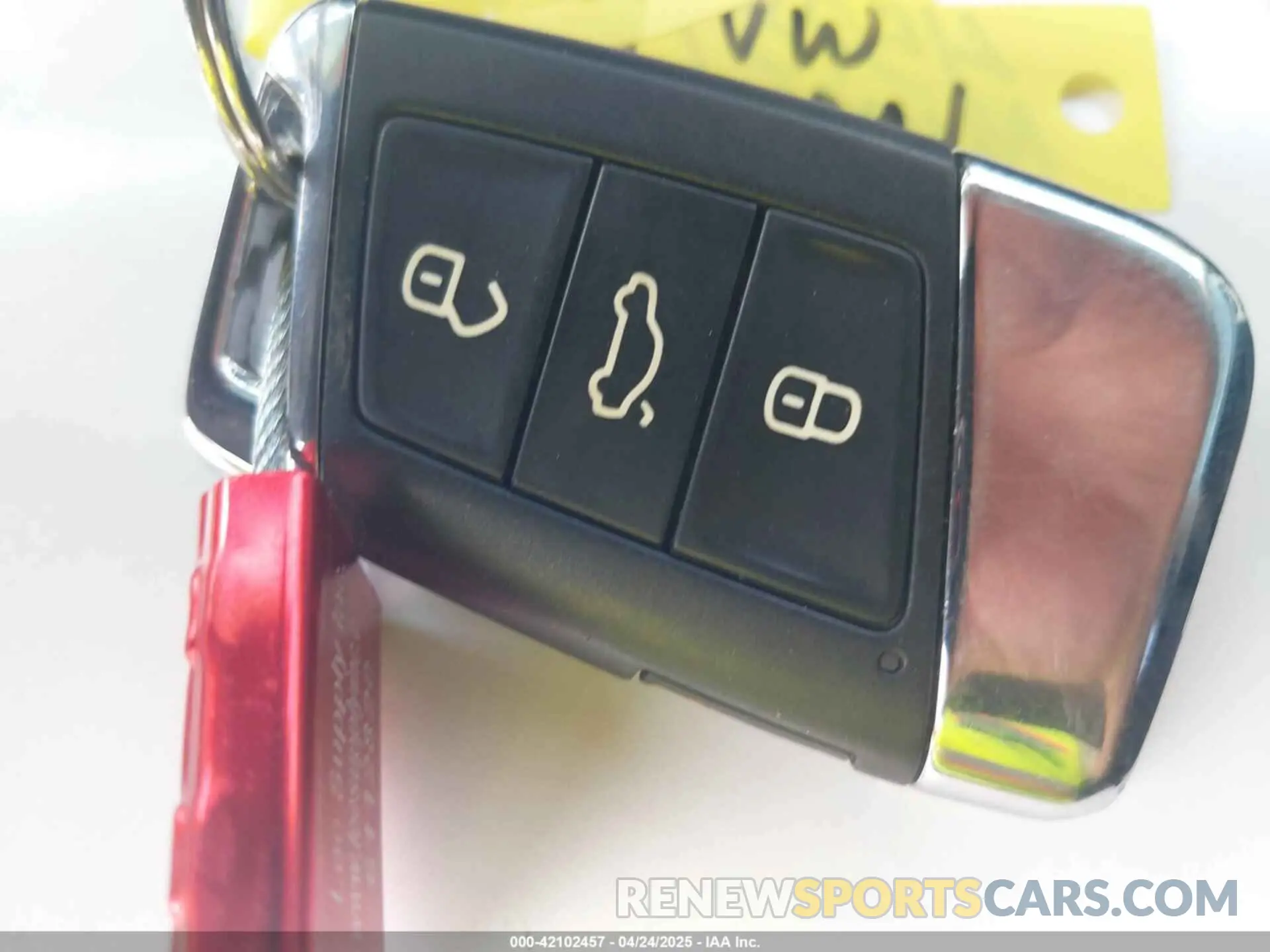 11 Photograph of a damaged car WVWAR7AN0ME005060 VOLKSWAGEN ARTEON 2021