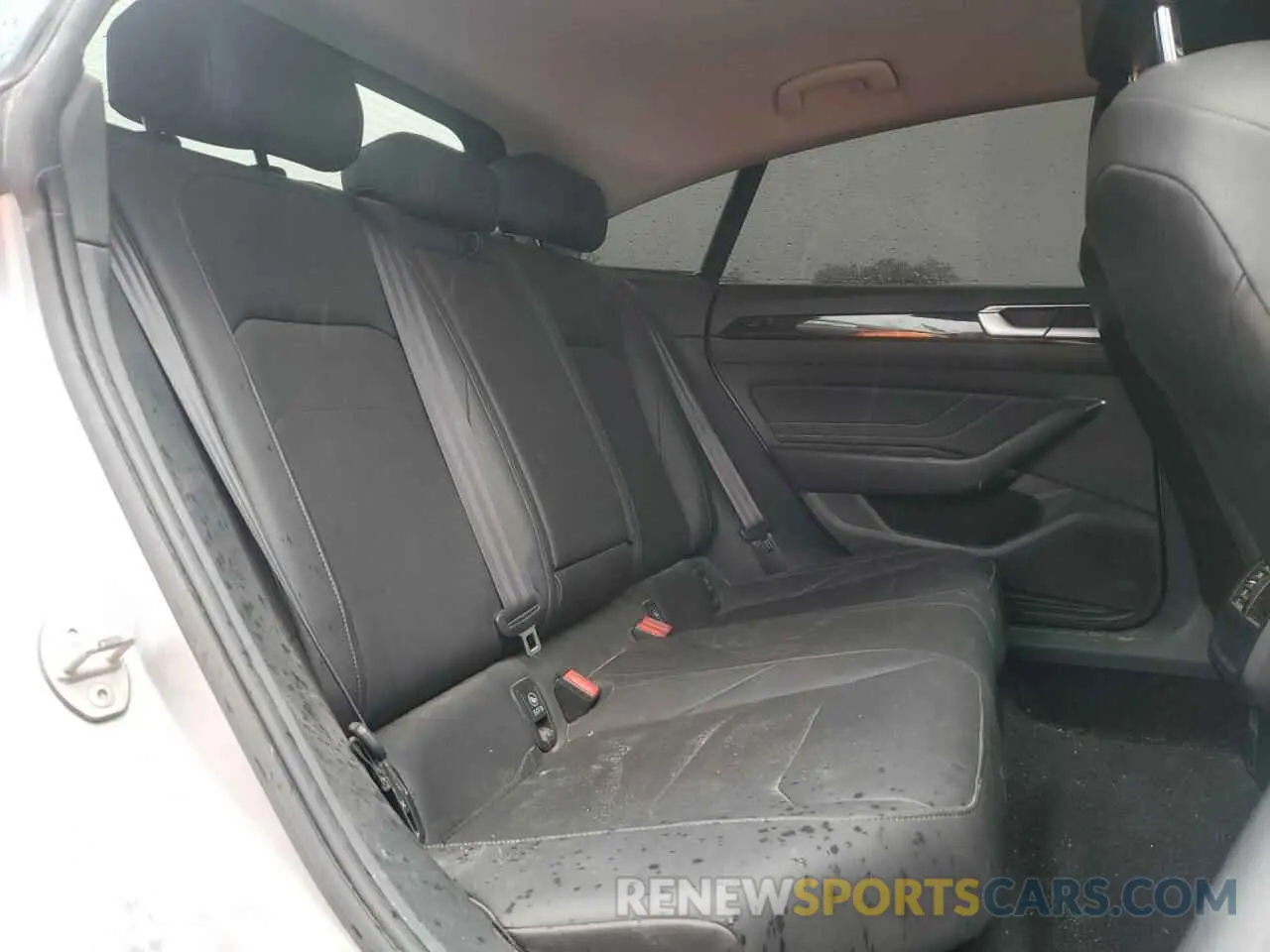 10 Photograph of a damaged car WVWAR7ANXME002893 VOLKSWAGEN ARTEON 2021