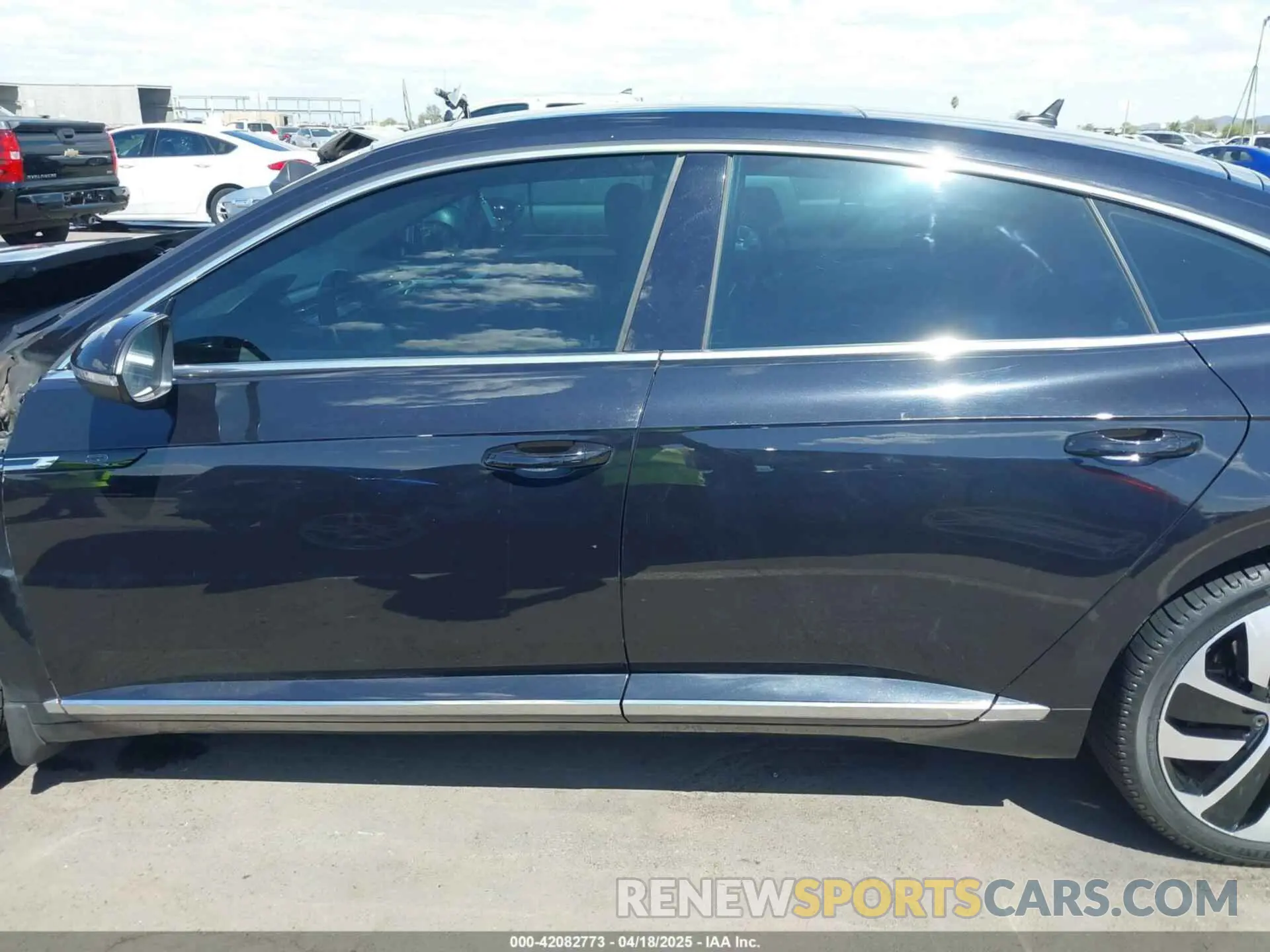 14 Photograph of a damaged car WVWSR7AN3ME012699 VOLKSWAGEN ARTEON 2021