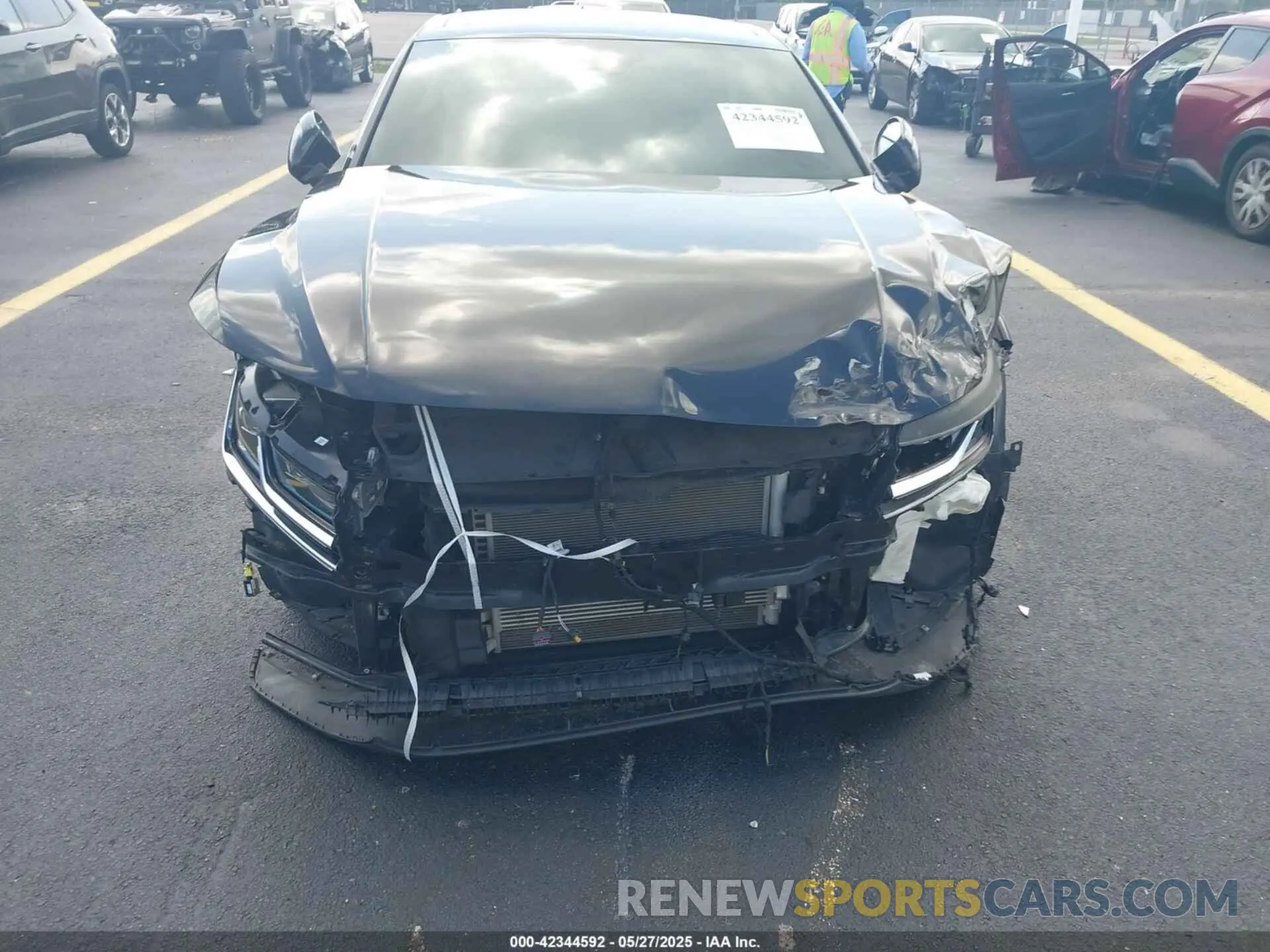 6 Photograph of a damaged car WVWSR7ANXME010268 VOLKSWAGEN ARTEON 2021