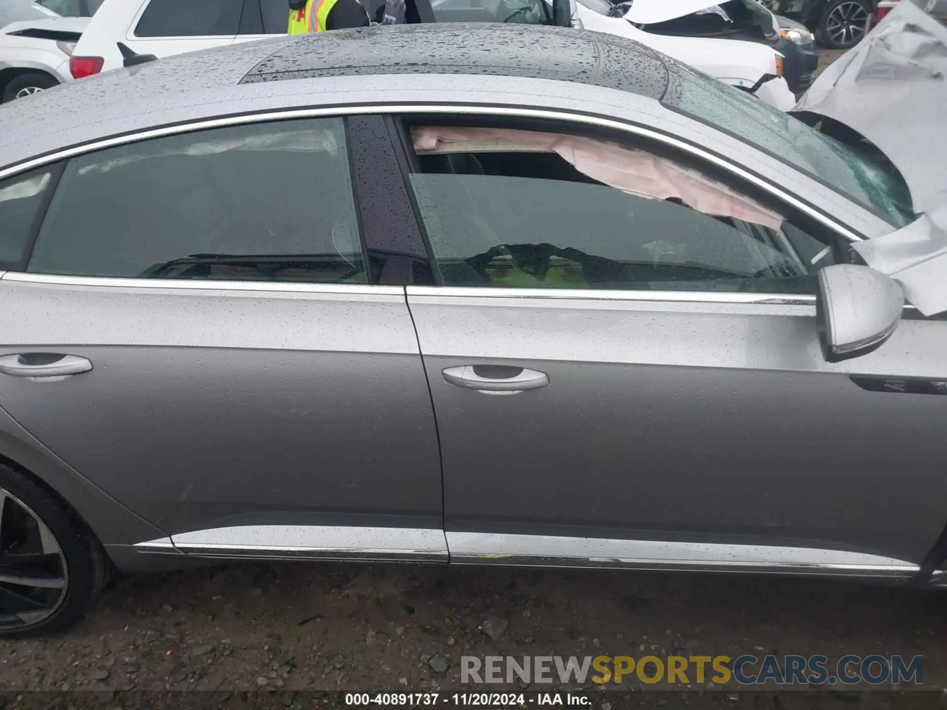 14 Photograph of a damaged car WVWTR7AN9ME009553 VOLKSWAGEN ARTEON 2021