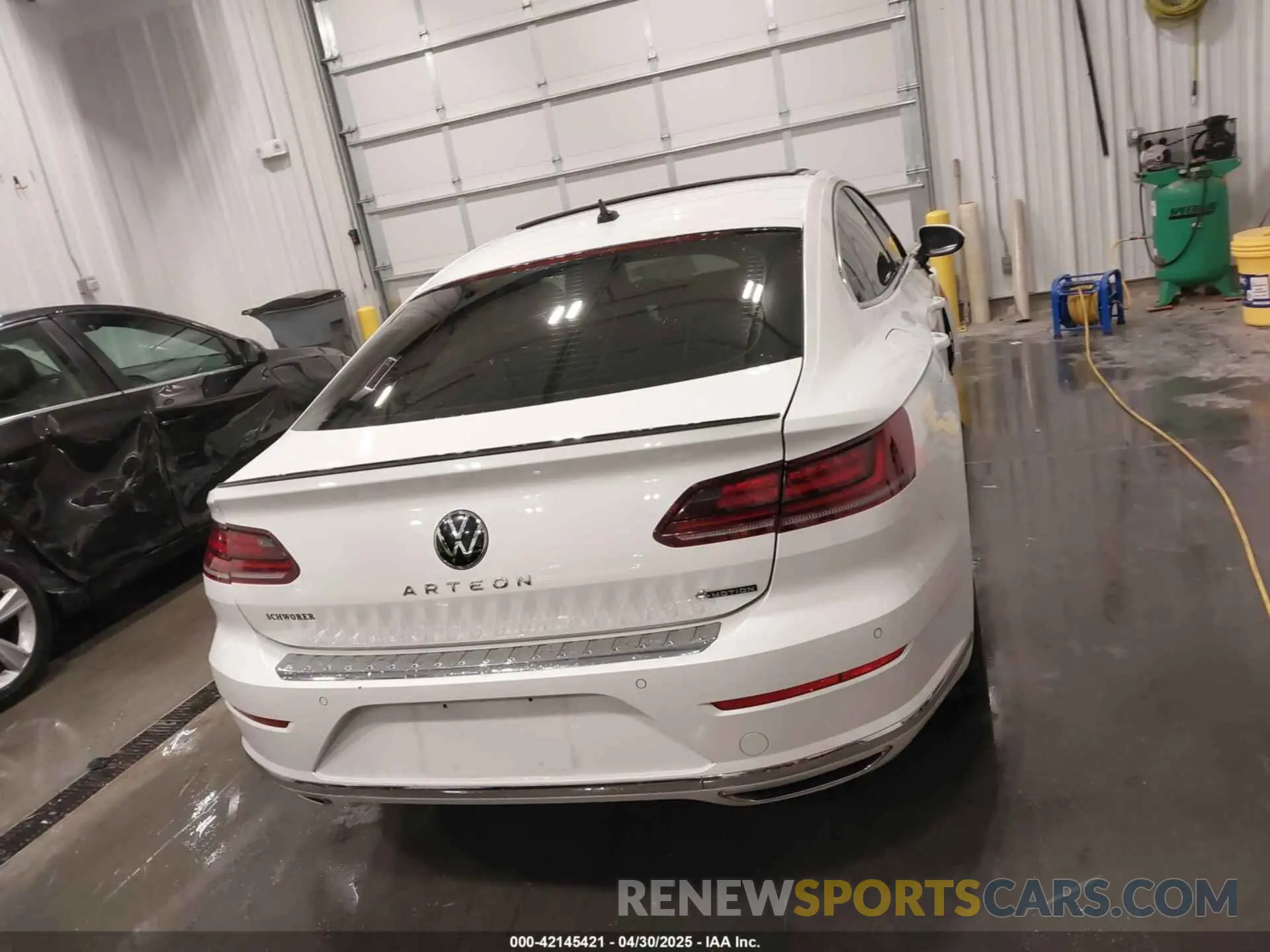 17 Photograph of a damaged car WVWAR7AN6PE002507 VOLKSWAGEN ARTEON 2023