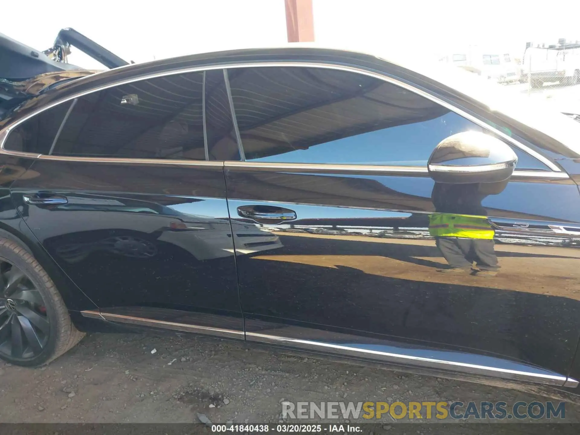 13 Photograph of a damaged car WVWAR7AN9PE010522 VOLKSWAGEN ARTEON 2023