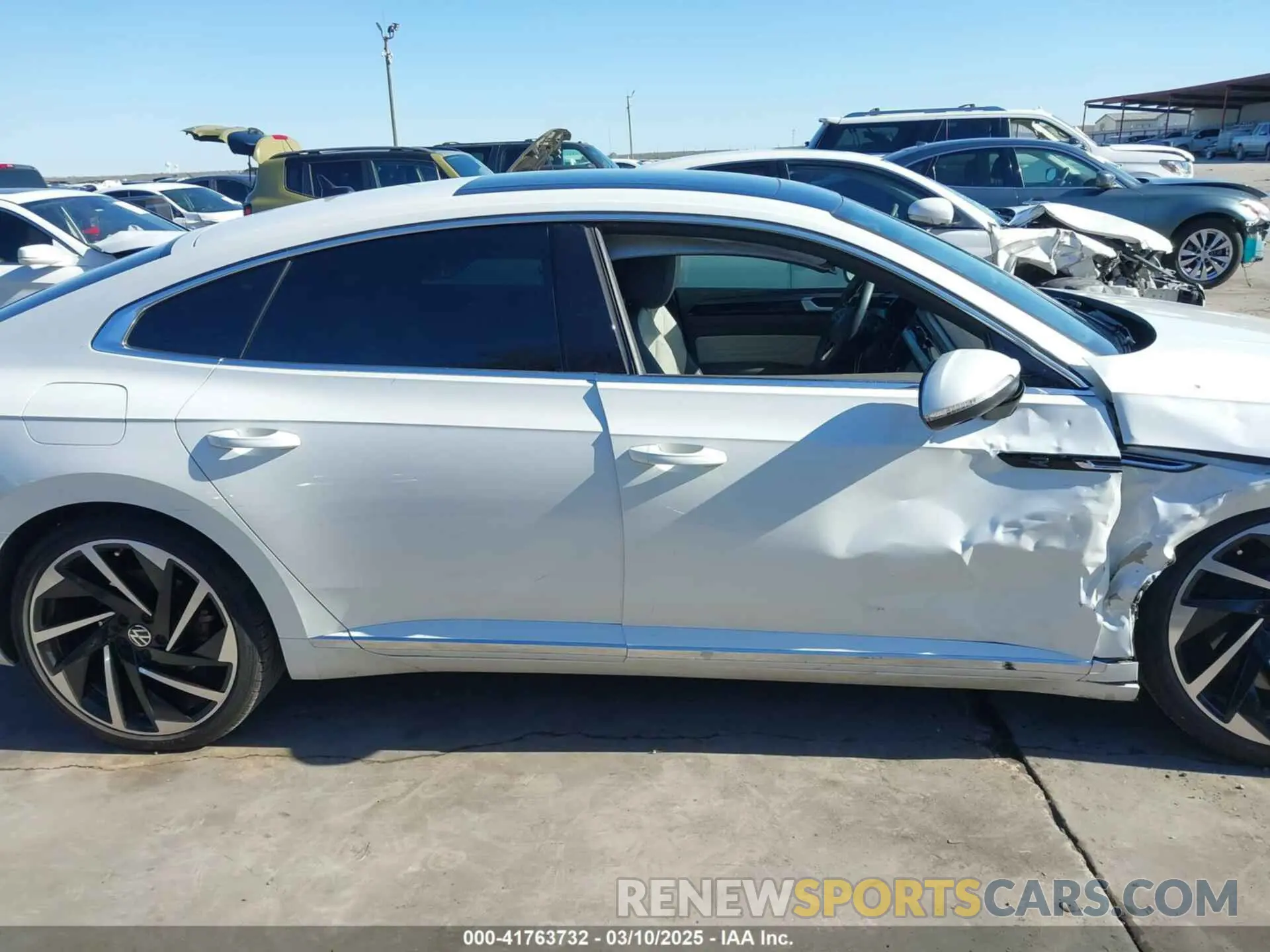 13 Photograph of a damaged car WVWTR7AN8PE003750 VOLKSWAGEN ARTEON 2023