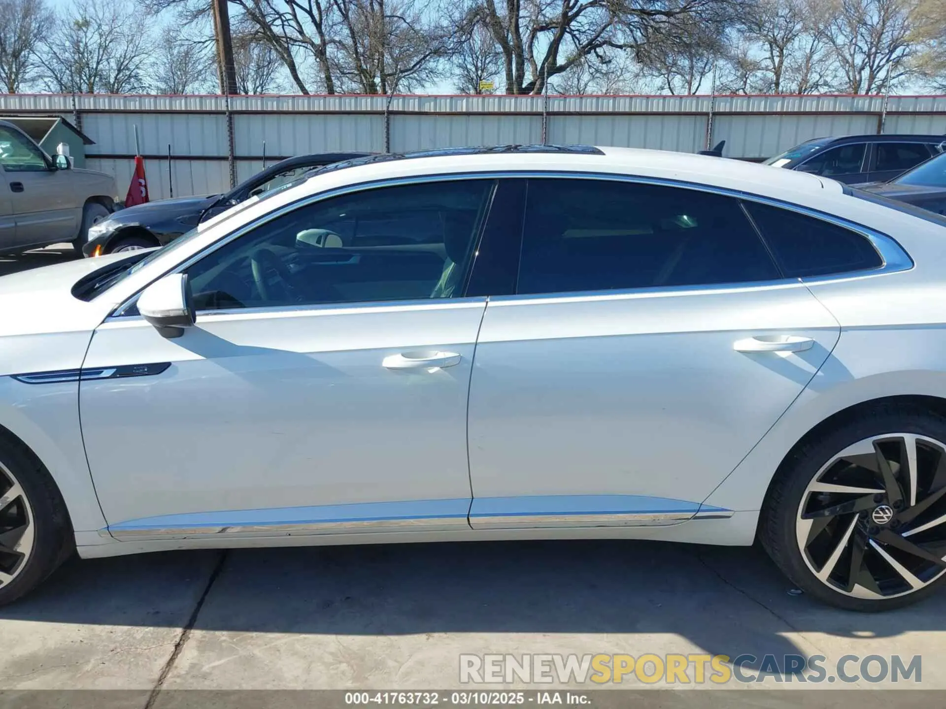 14 Photograph of a damaged car WVWTR7AN8PE003750 VOLKSWAGEN ARTEON 2023