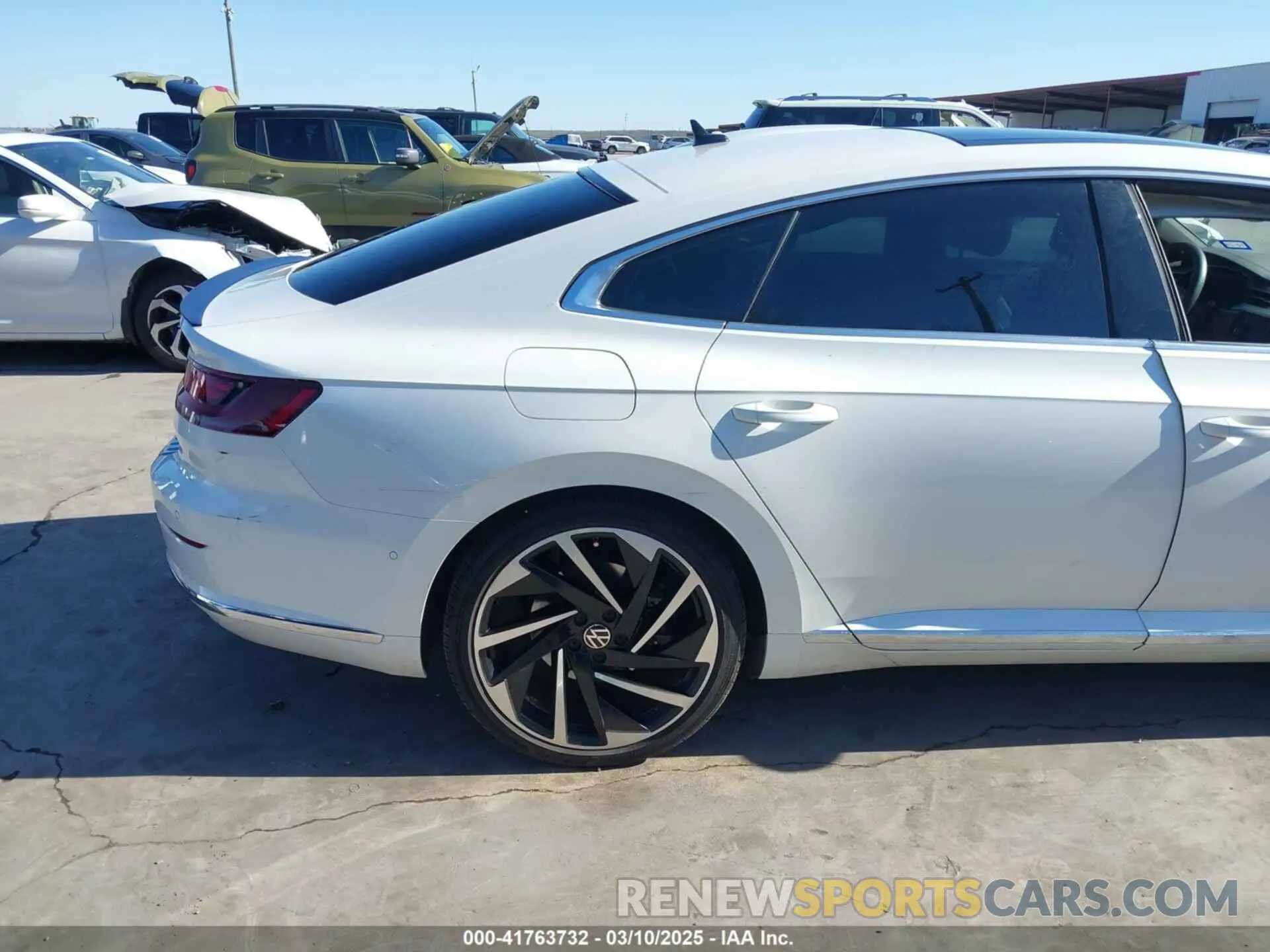 19 Photograph of a damaged car WVWTR7AN8PE003750 VOLKSWAGEN ARTEON 2023