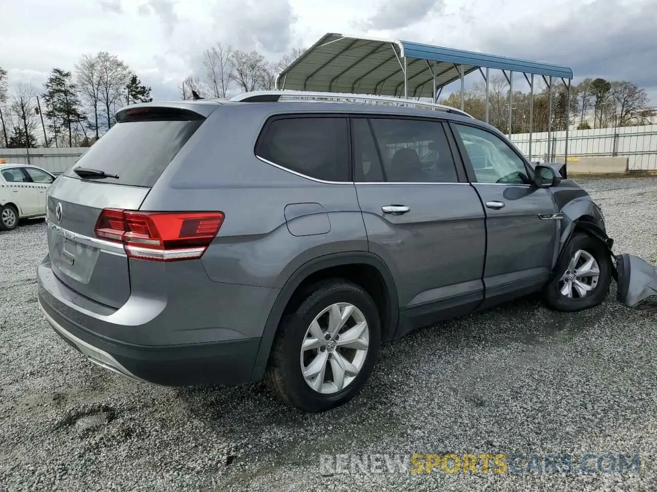 3 Photograph of a damaged car 1V2AP2CA5KC589952 VOLKSWAGEN ATLAS 2019