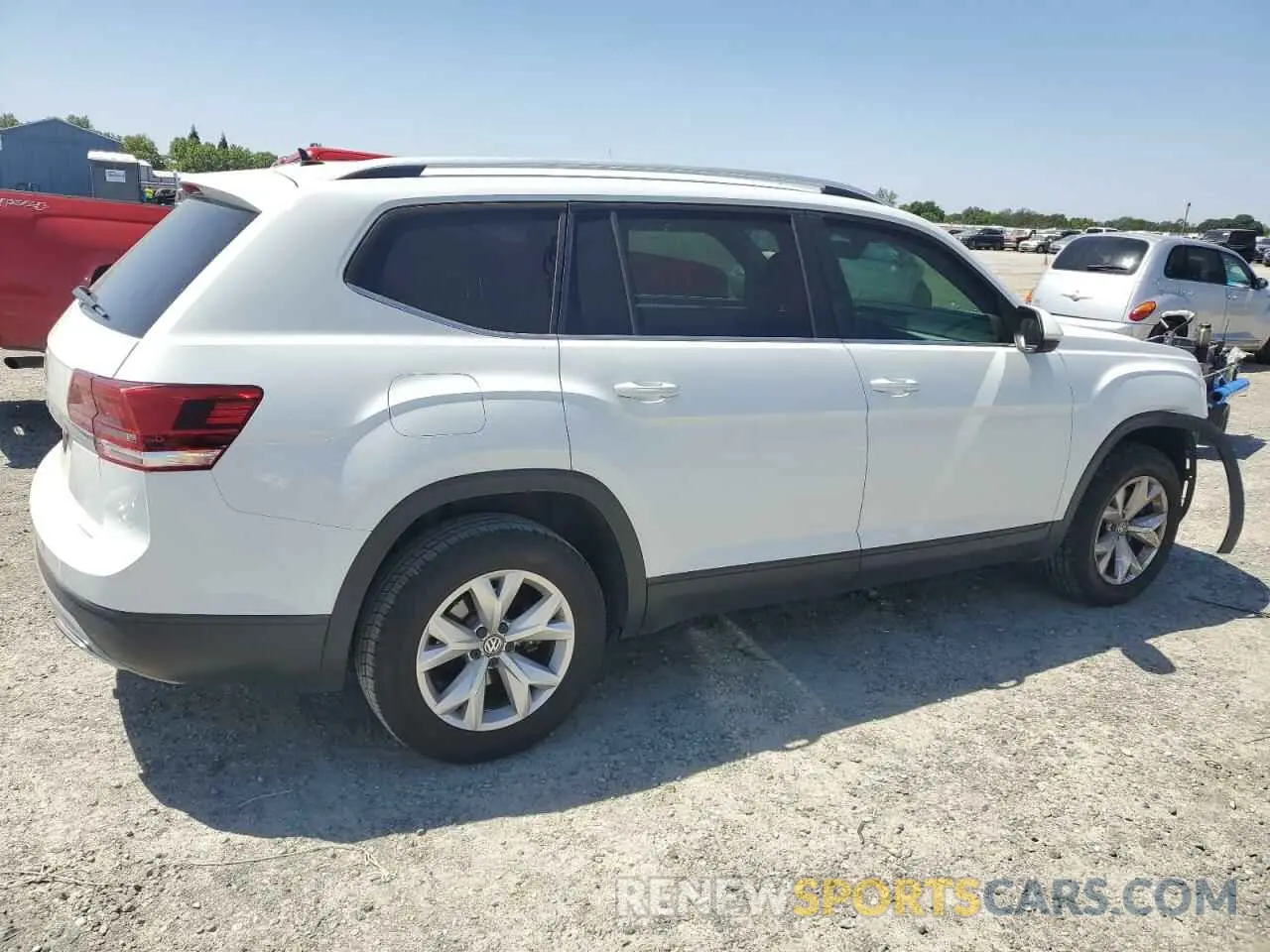 3 Photograph of a damaged car 1V2AP2CA8KC539269 VOLKSWAGEN ATLAS 2019