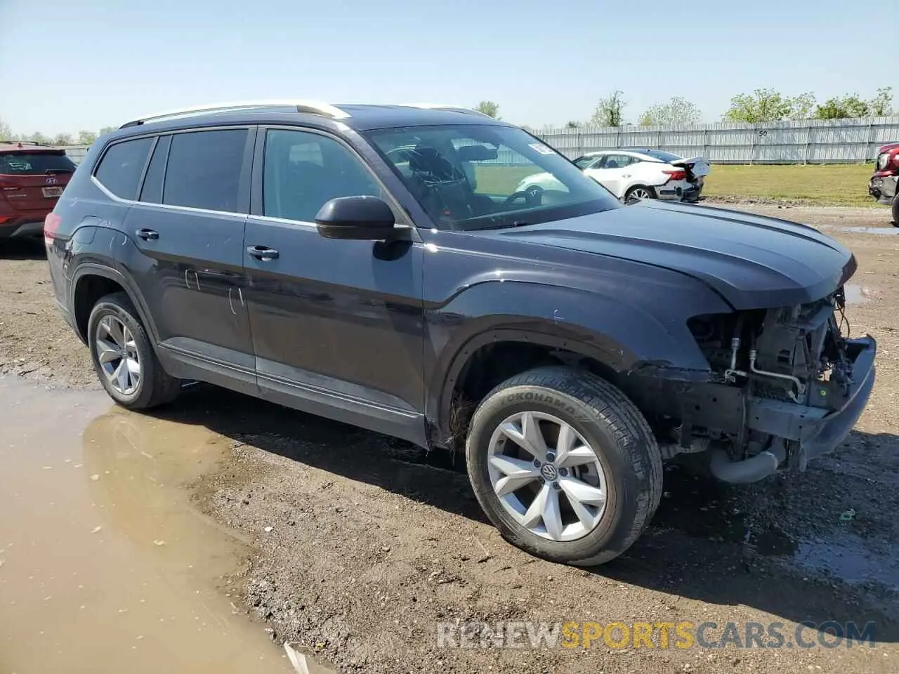4 Photograph of a damaged car 1V2AP2CA9KC606672 VOLKSWAGEN ATLAS 2019