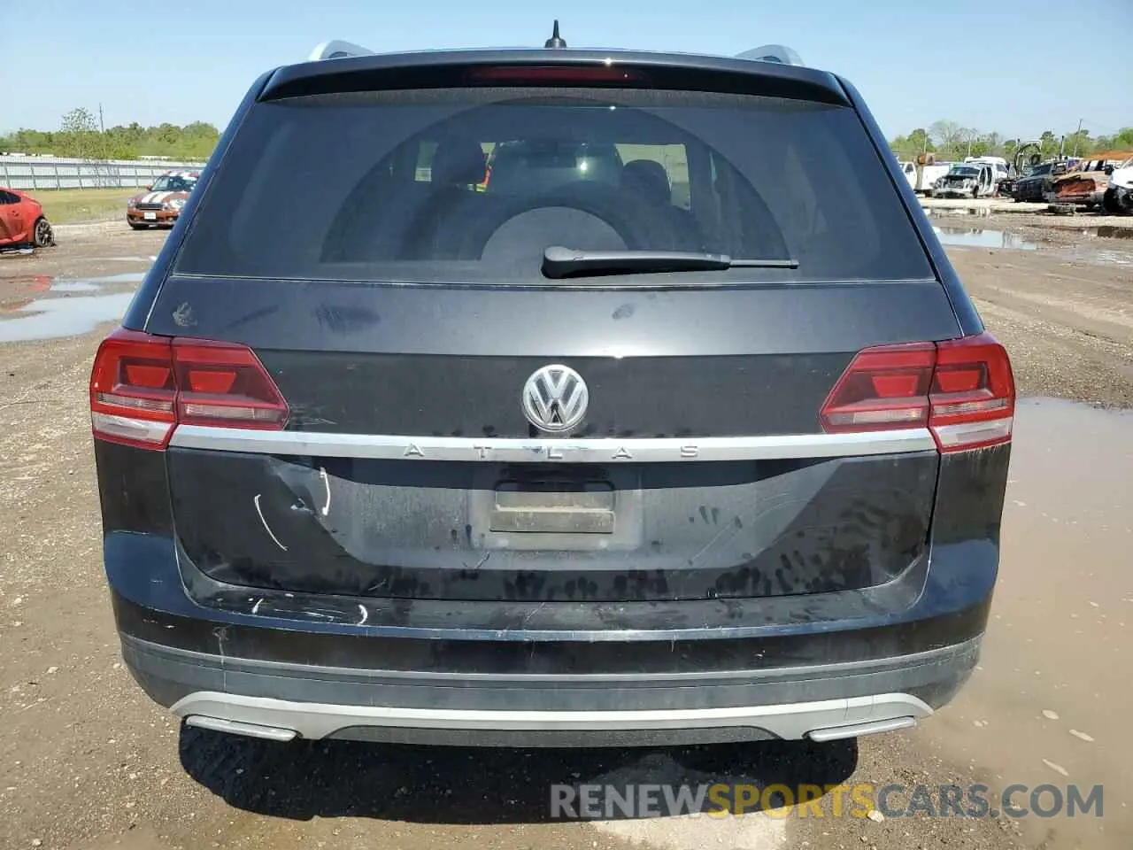 6 Photograph of a damaged car 1V2AP2CA9KC606672 VOLKSWAGEN ATLAS 2019